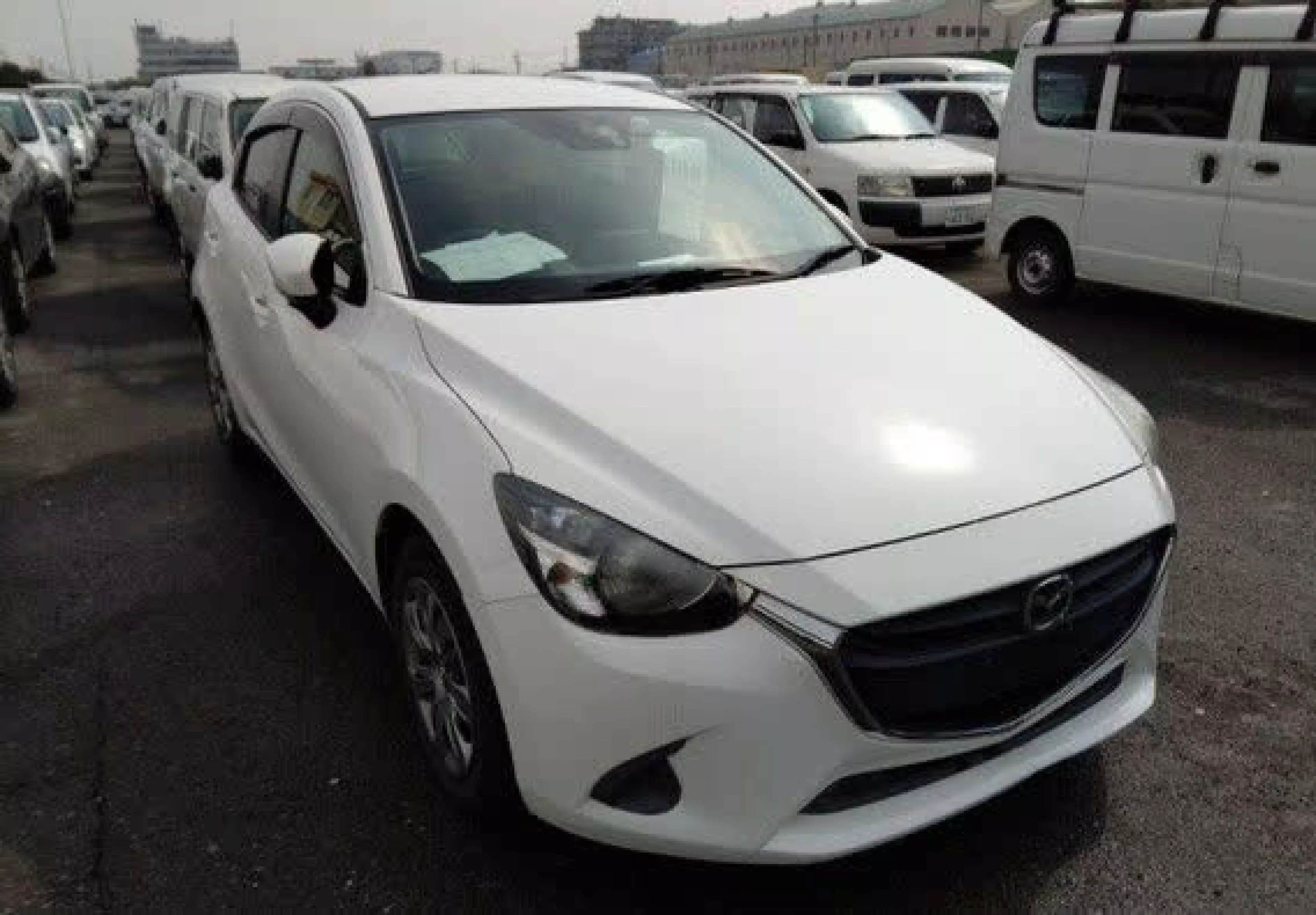 Mazda Demio - 2015