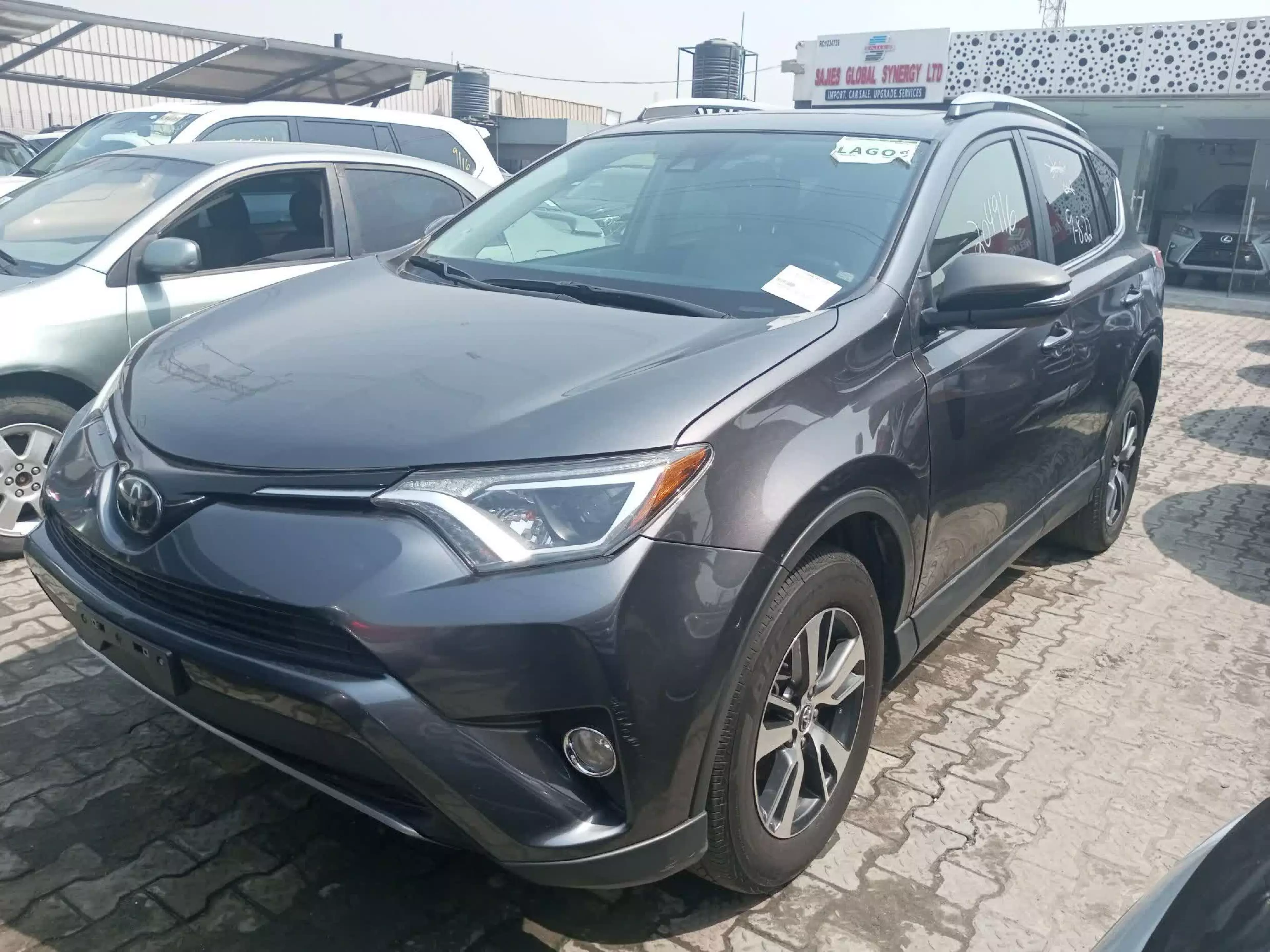Toyota RAV 4 - 2017