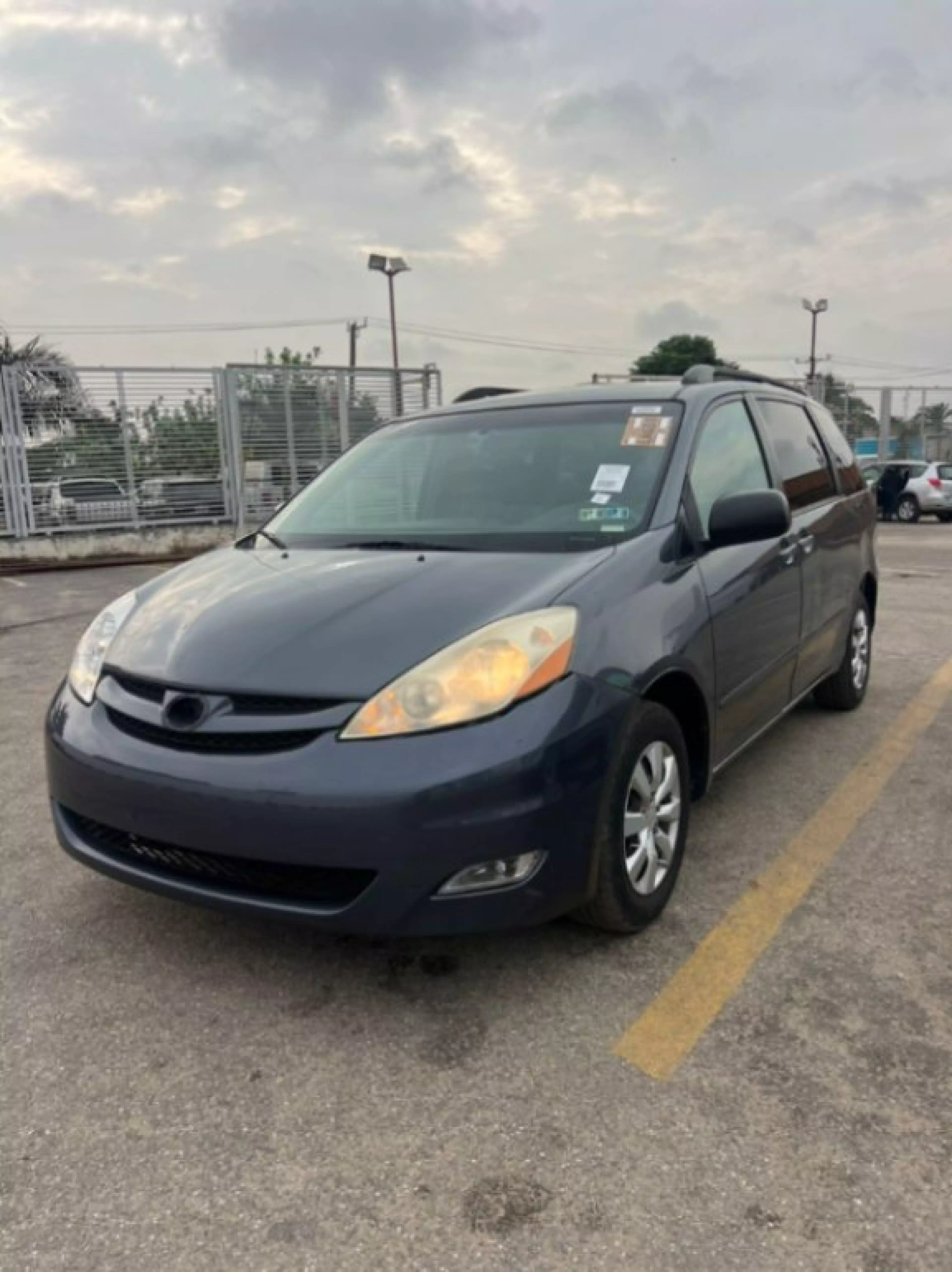 Toyota Sienna - 2007