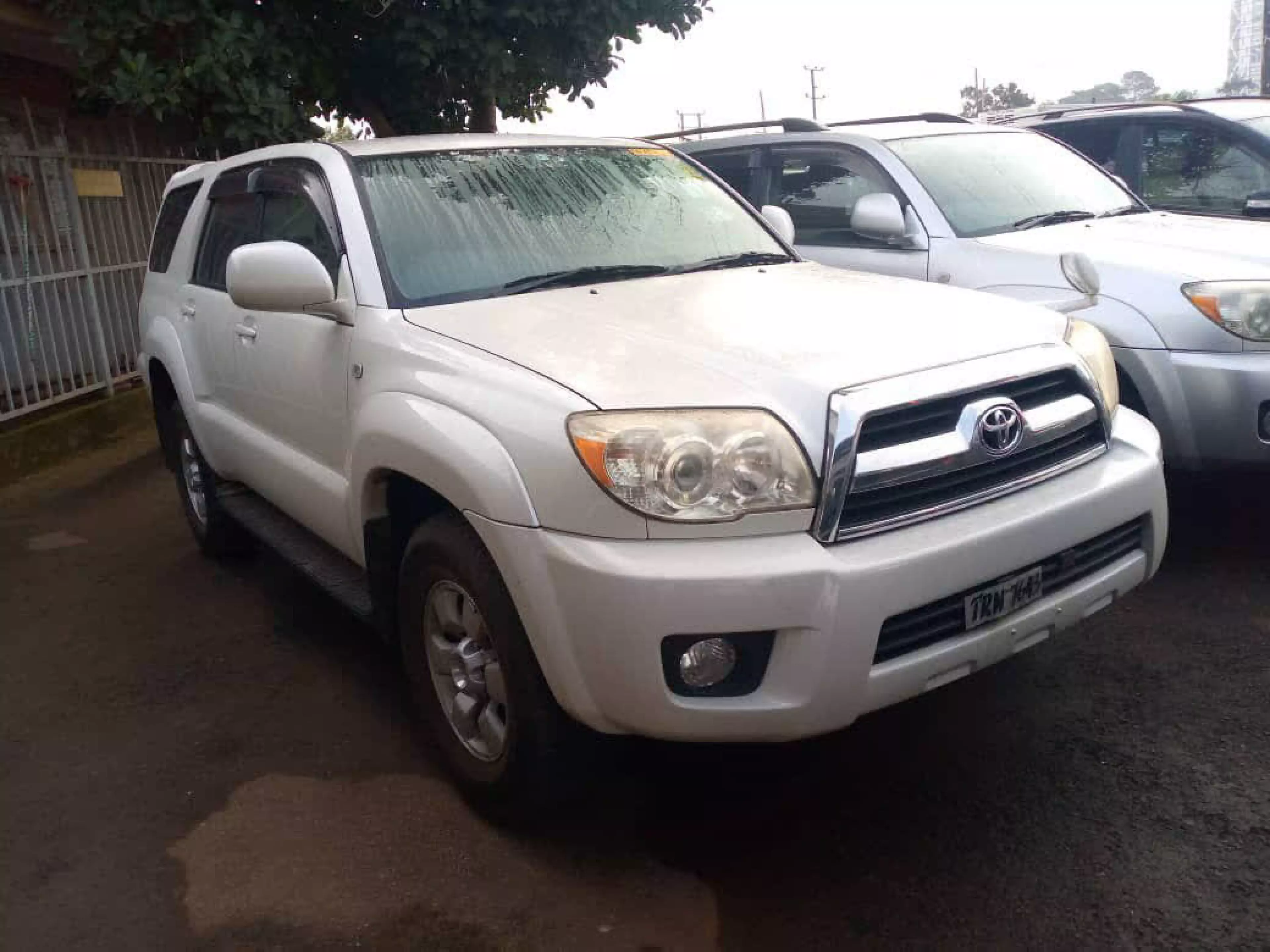 Toyota surf - 2009