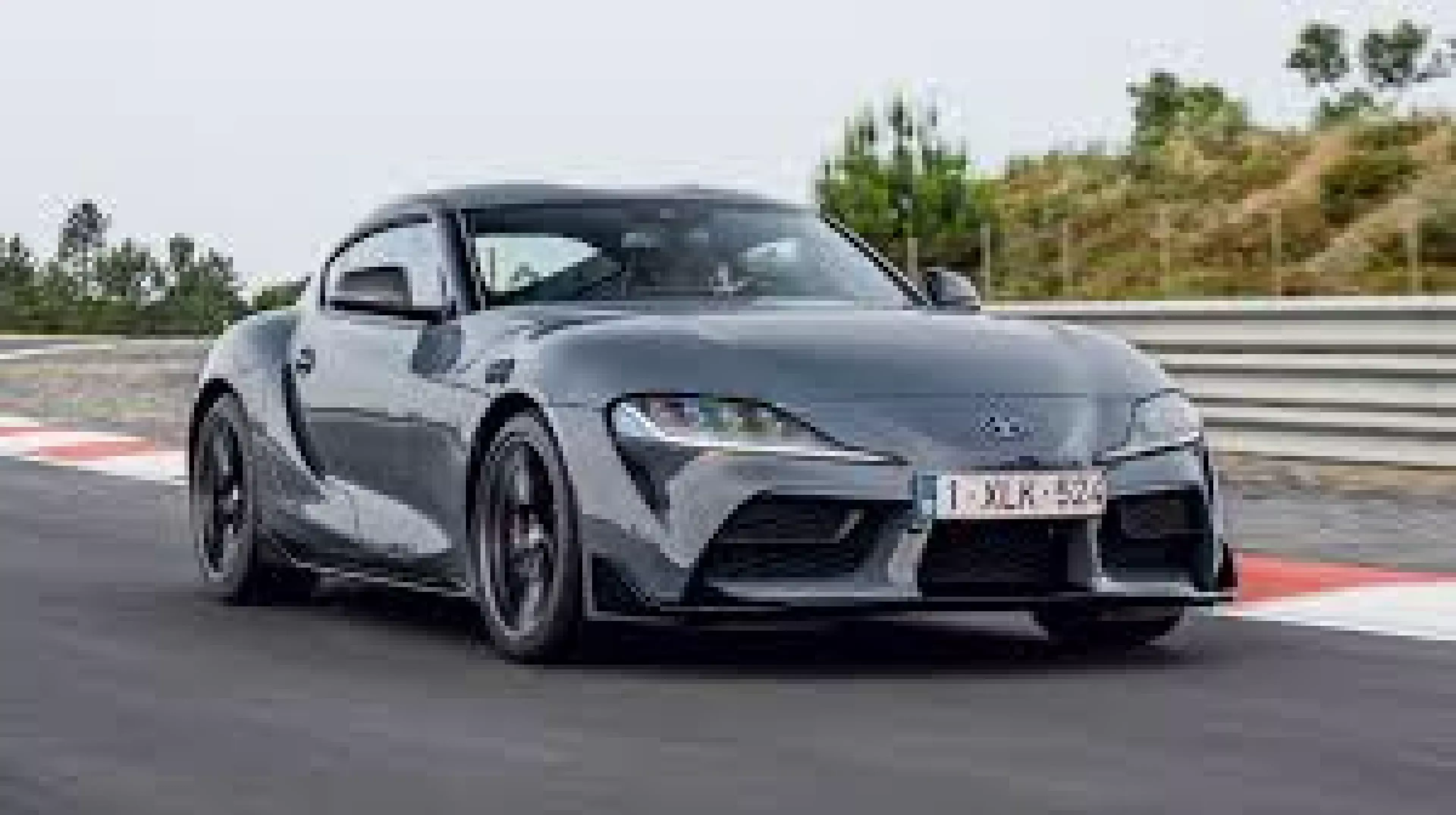 Toyota Supra   - 2021