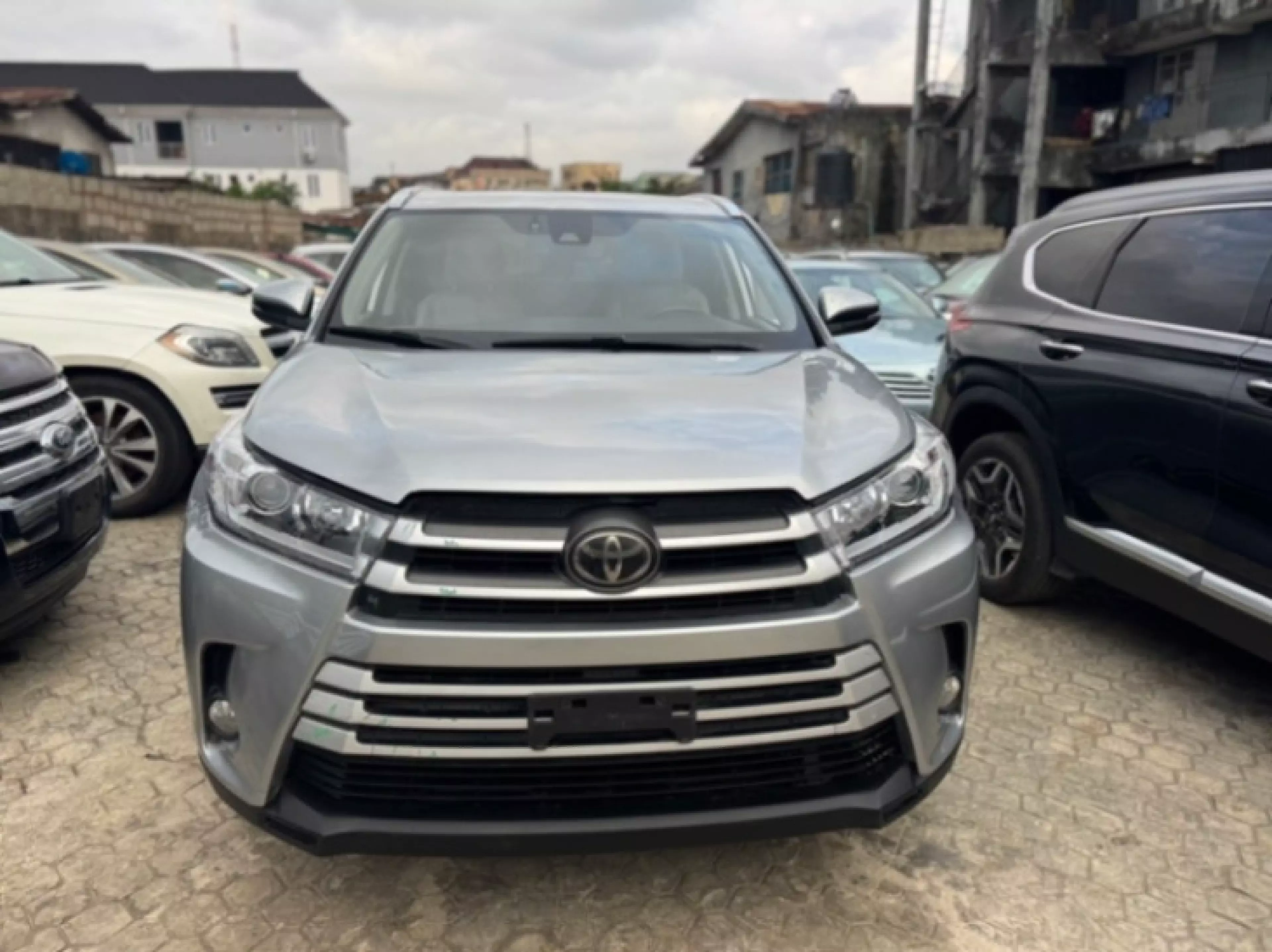 Toyota Highlander - 2018