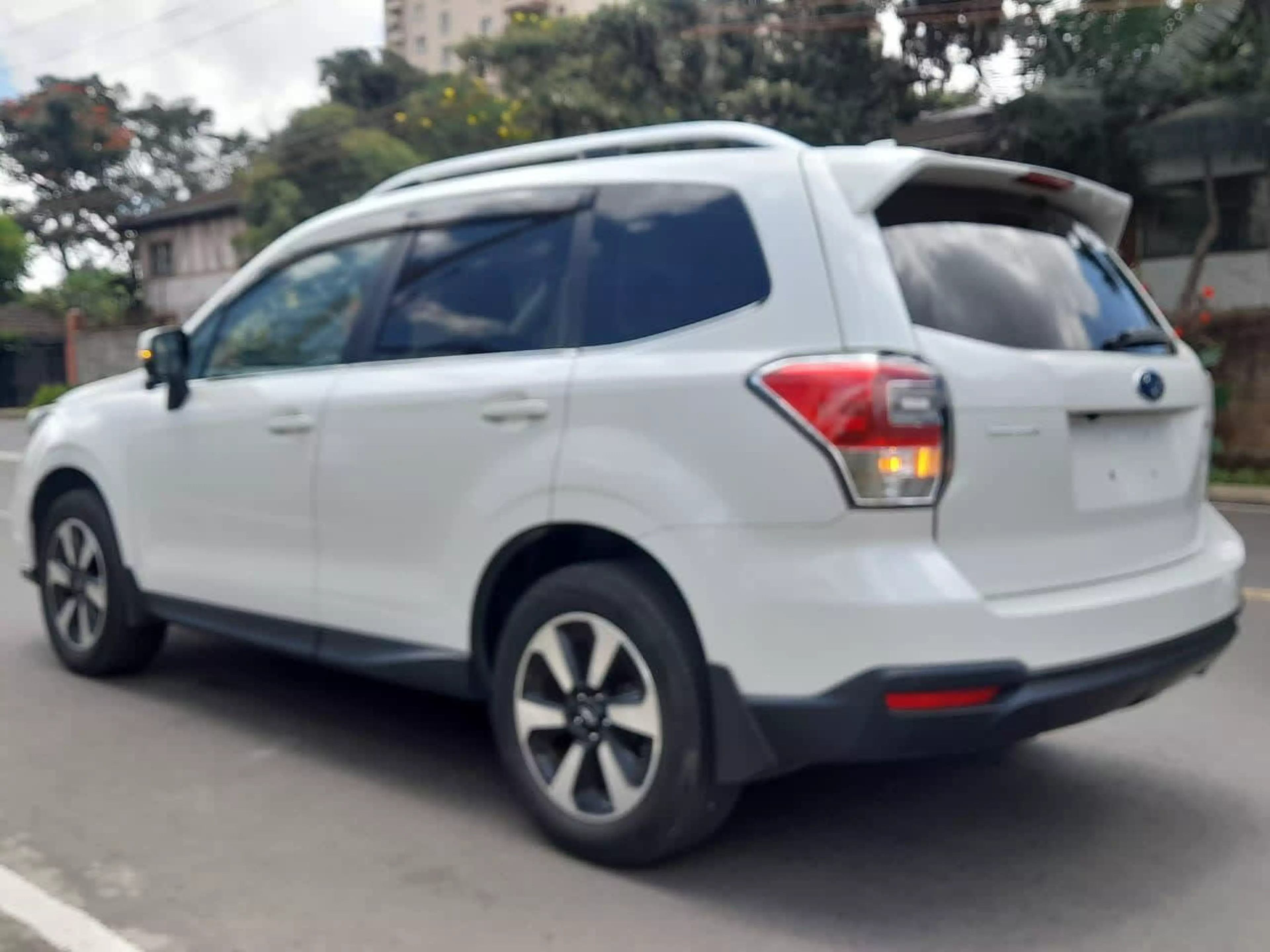 Subaru Forester   - 2017