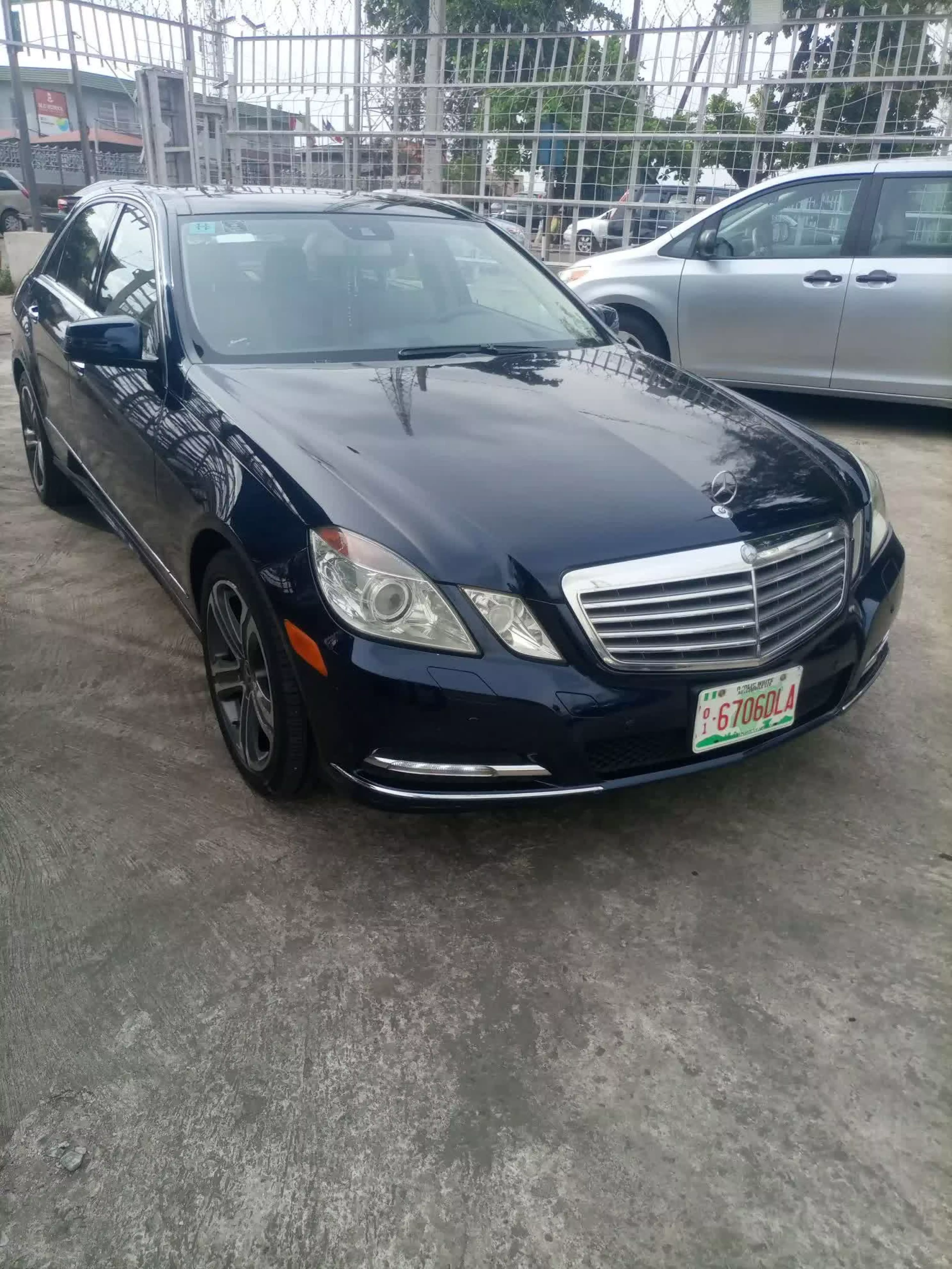 Mercedes-Benz E 350 - 2013