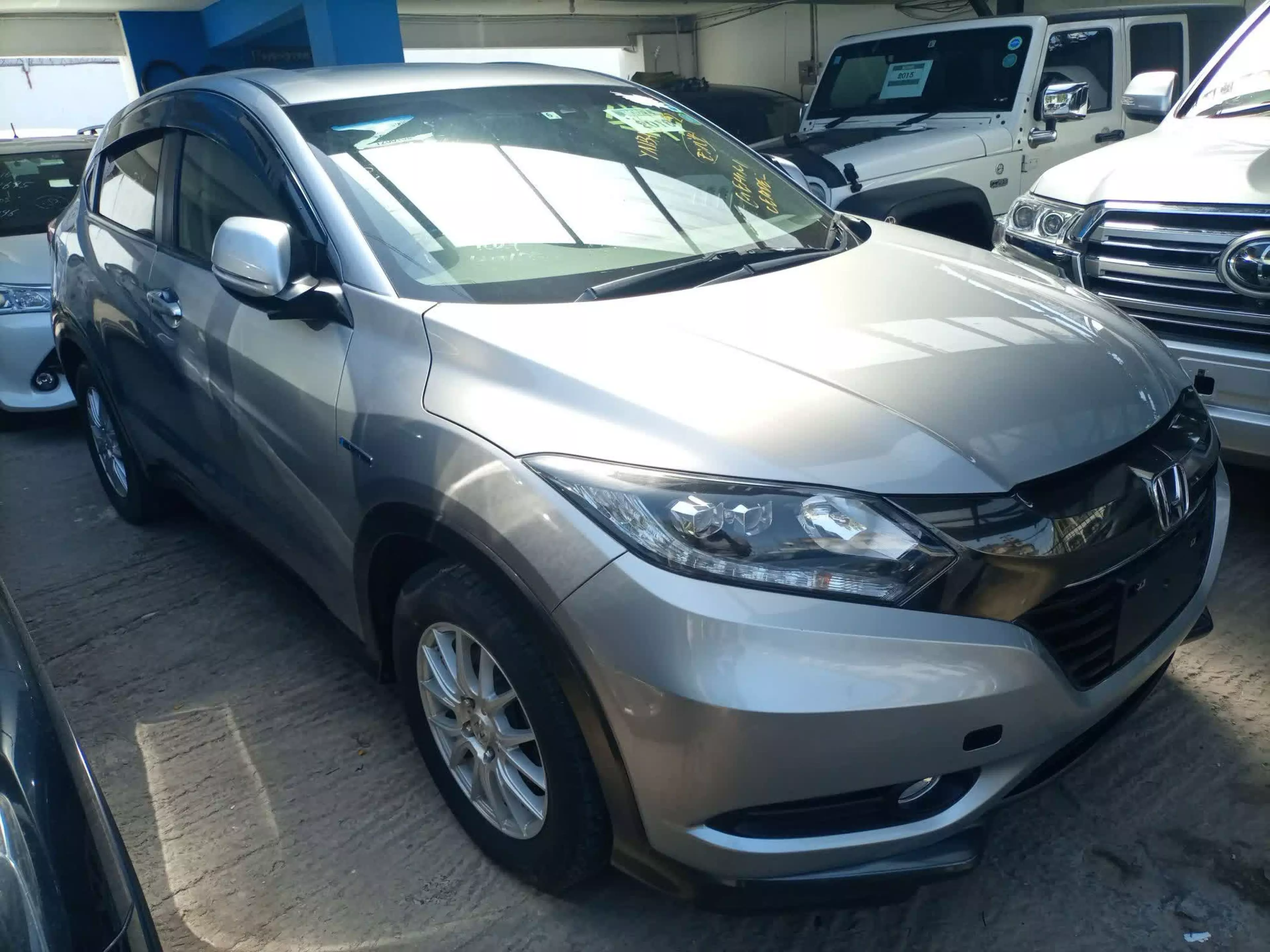 Honda Vezel  - 2016