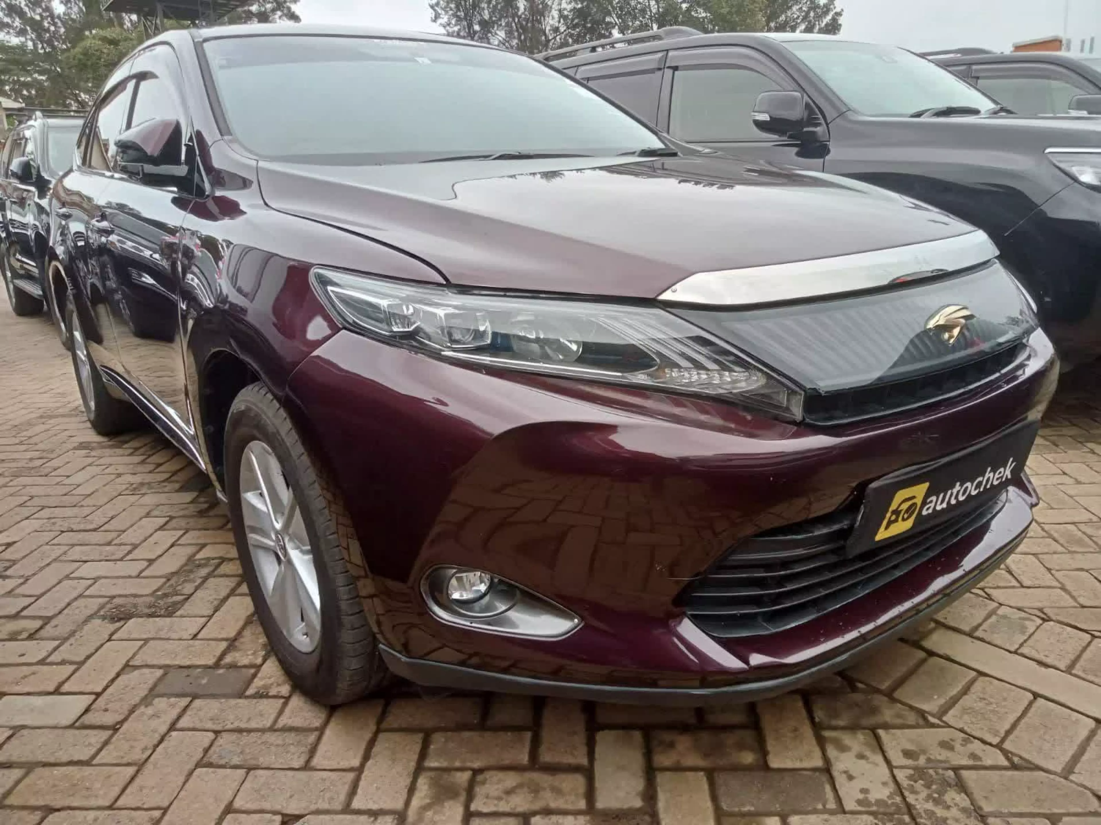 Toyota Harrier - 2015