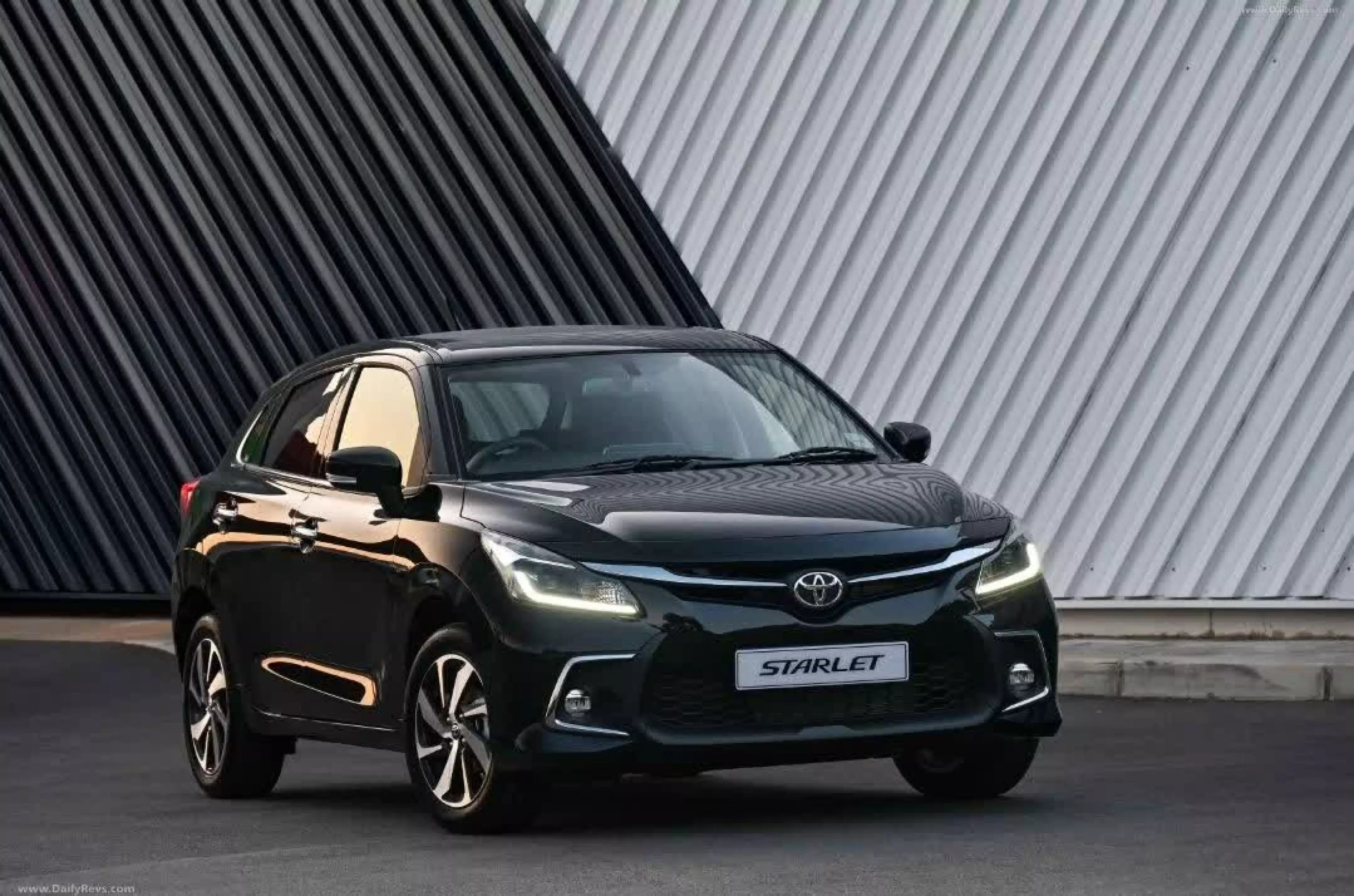 Toyota Starlet - 2023