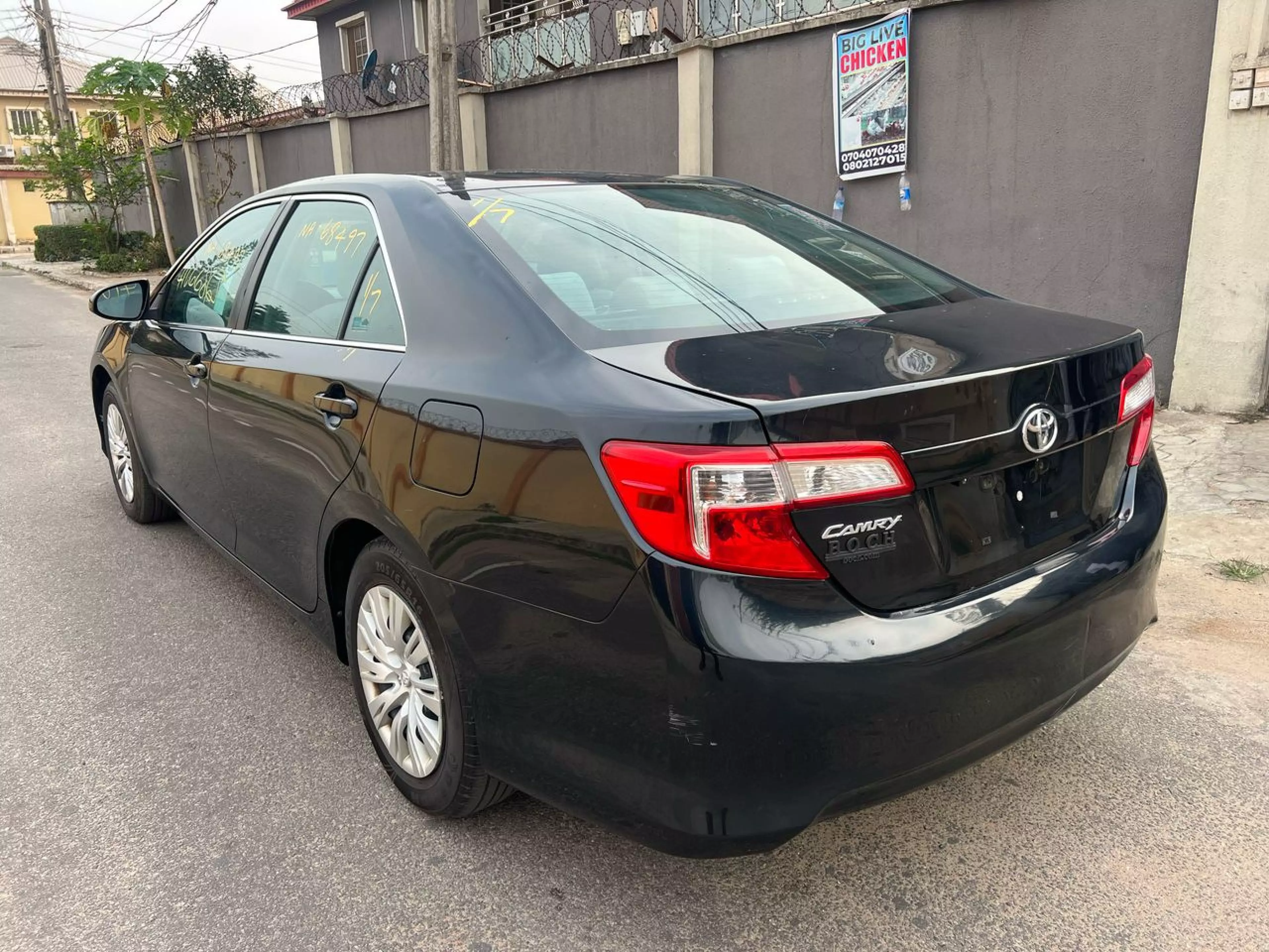 Toyota Camry   - 2012