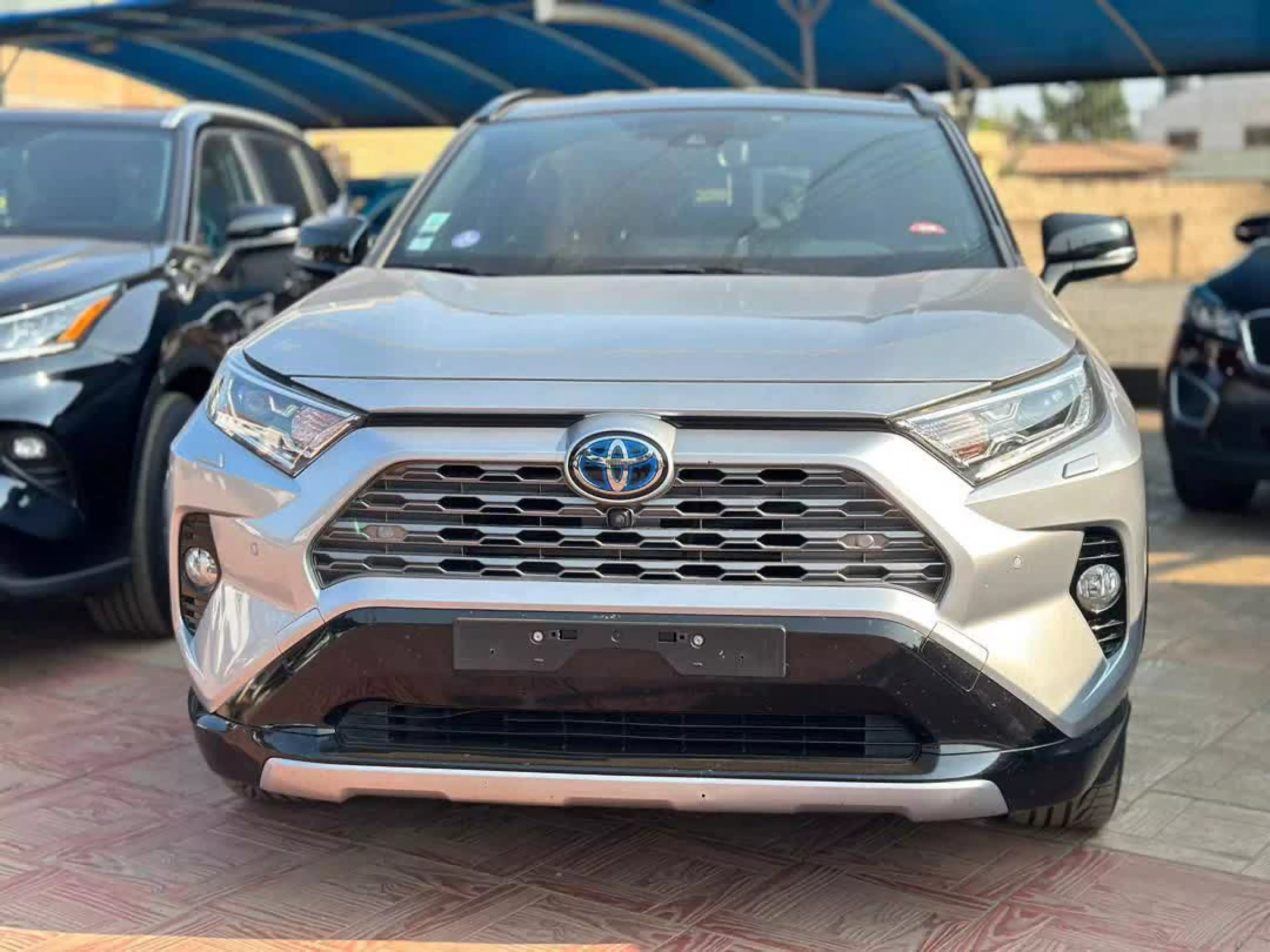 Toyota RAV 4   - 2021