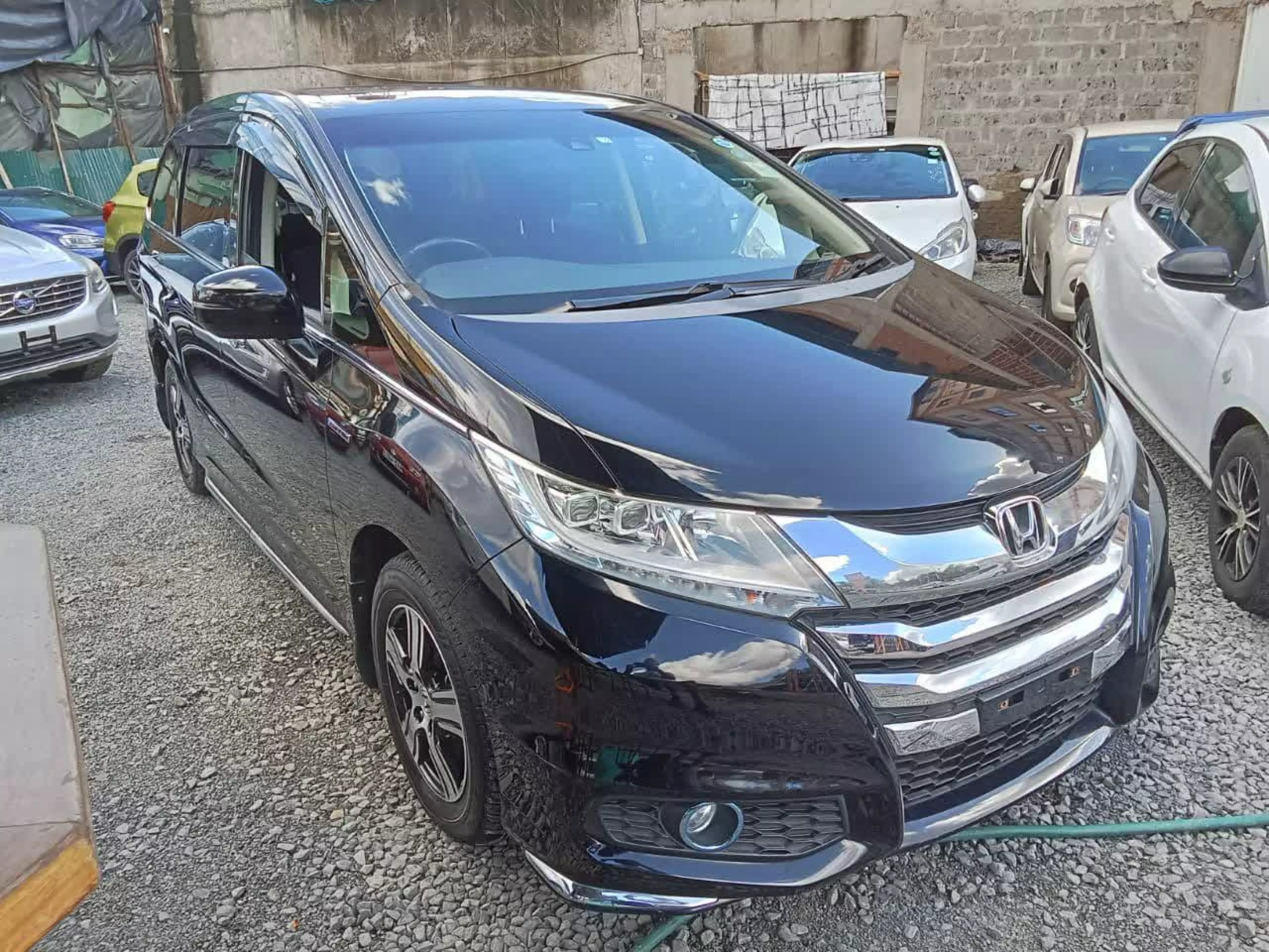 Honda Odyssey hybrid - 2016