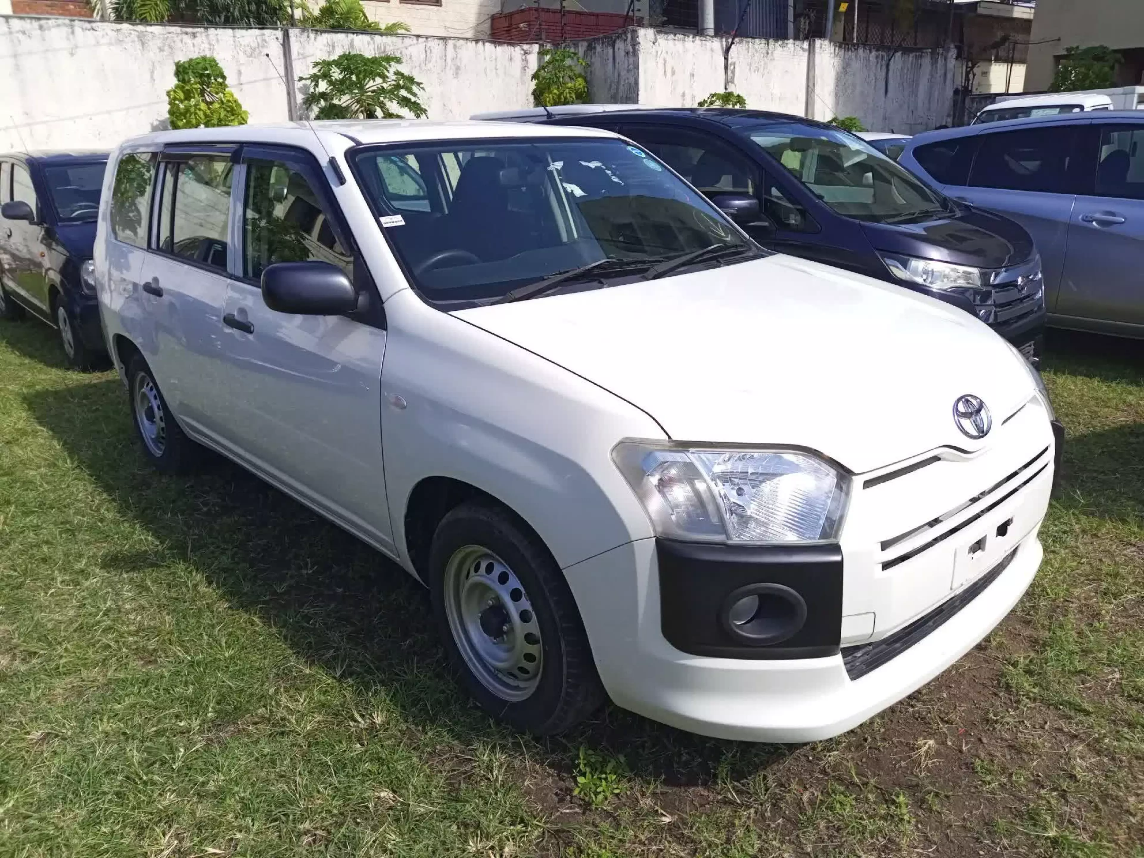 Toyota Probox  - 2016
