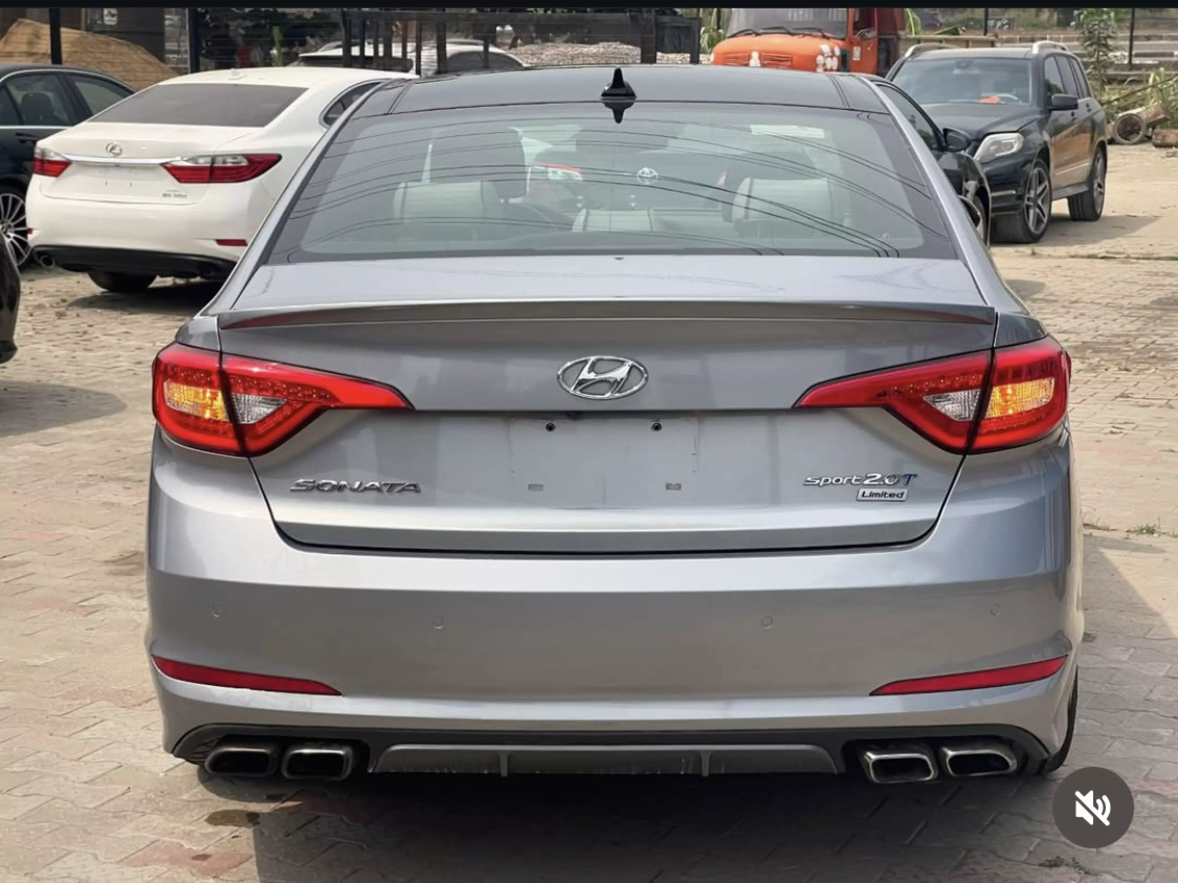 Hyundai Sonata   - 2015