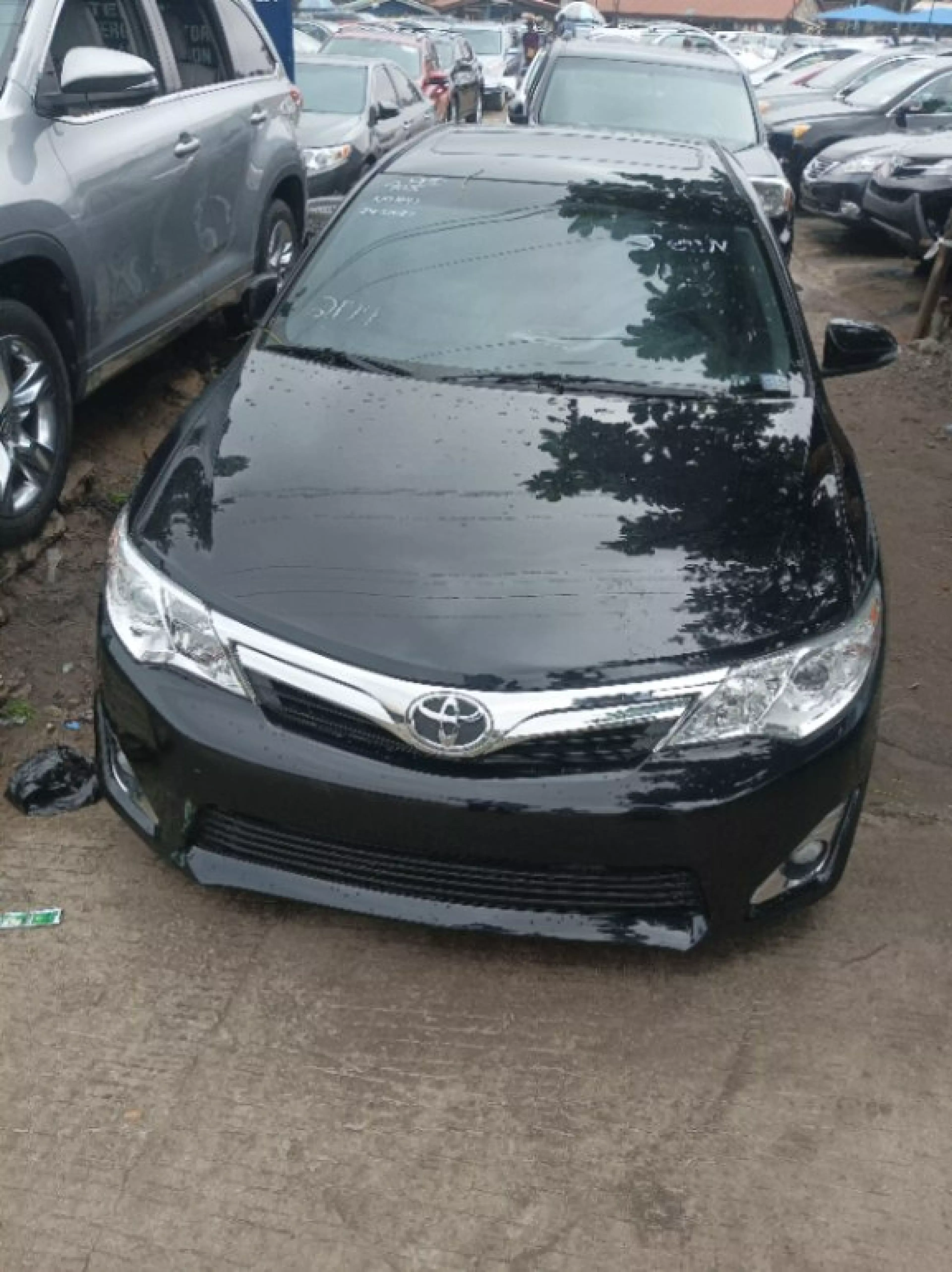 Toyota camry - 2012