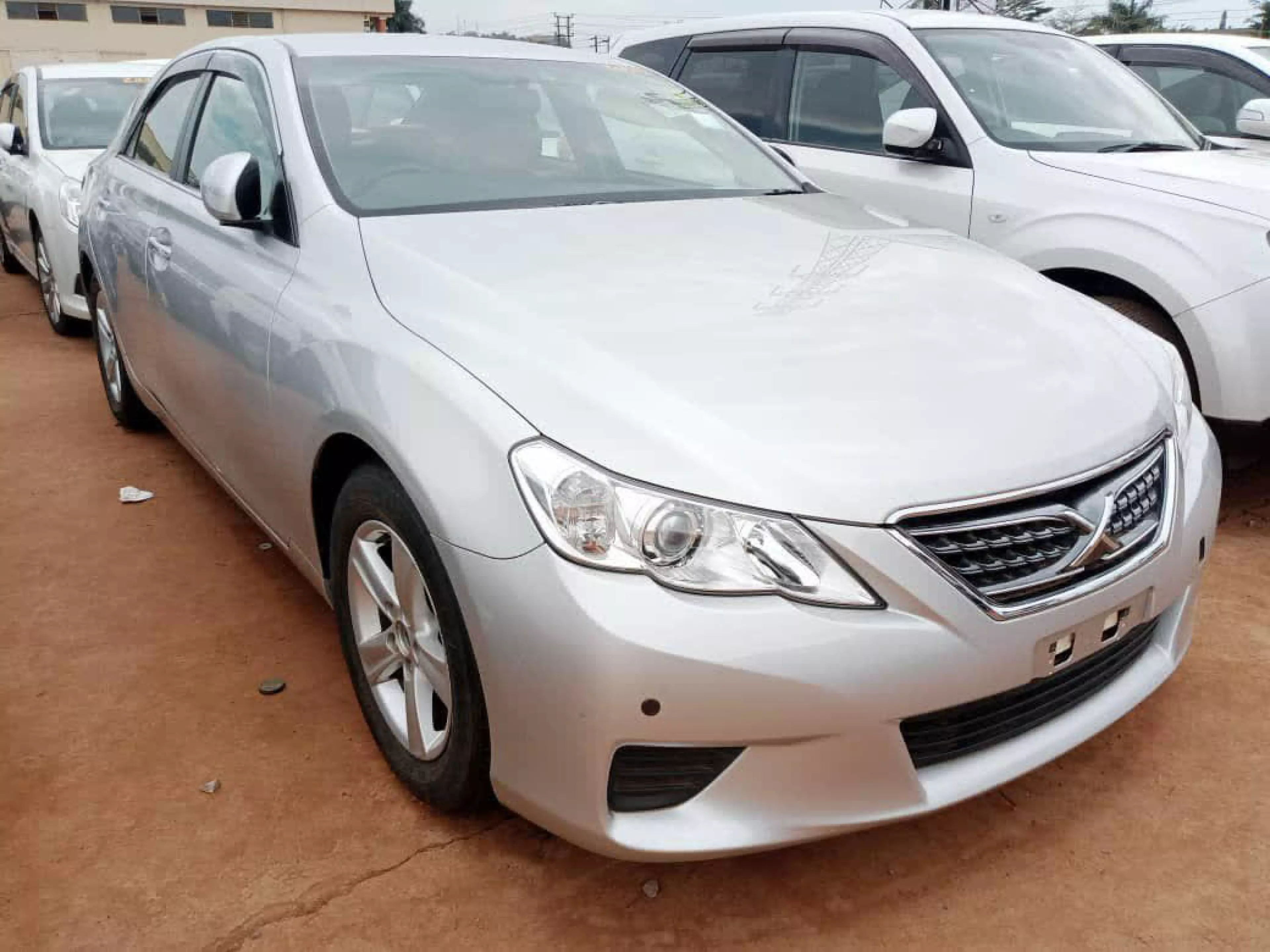 Toyota Mark X - 2014