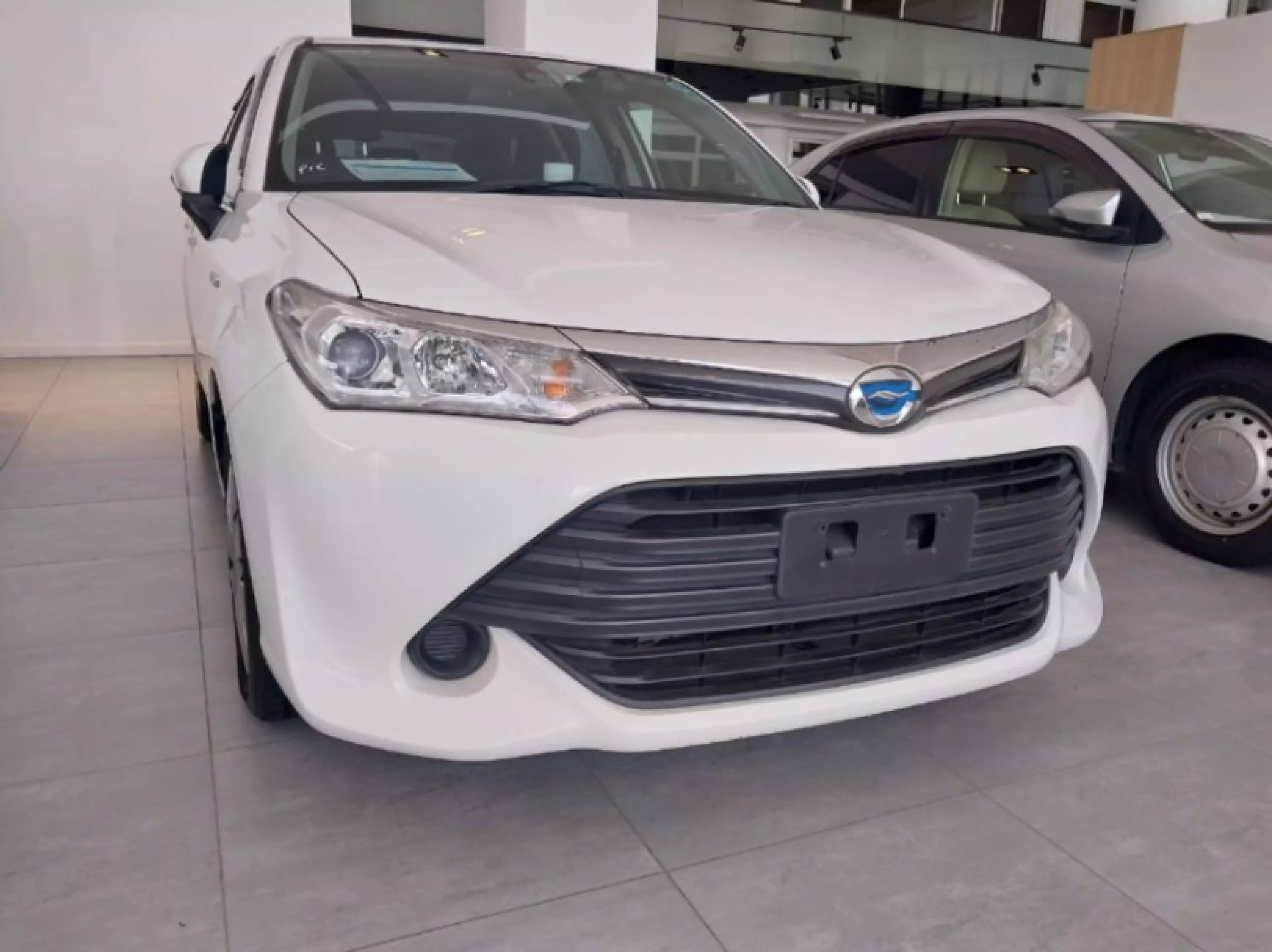 Toyota Fielder hybrid  - 2015
