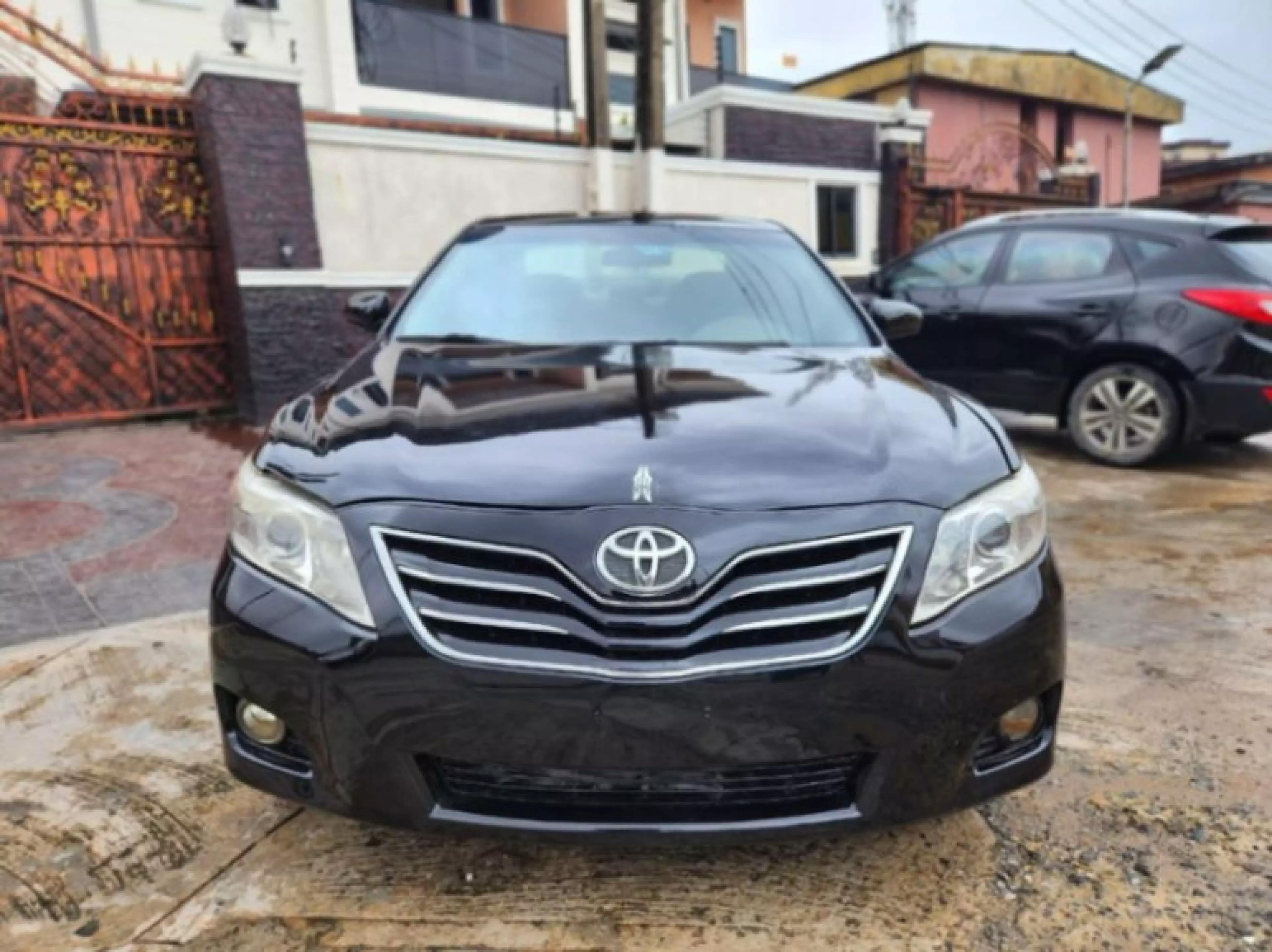 Toyota Camry - 2009