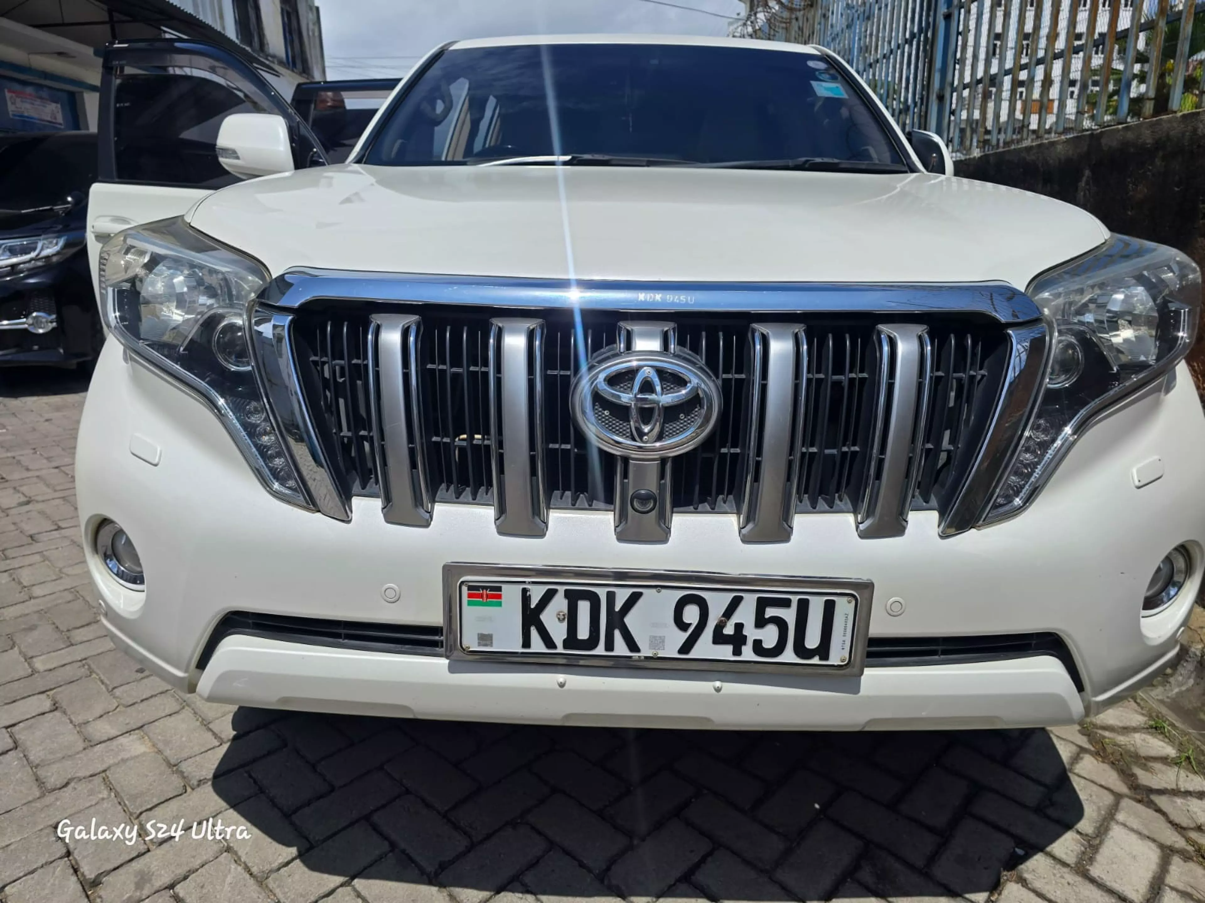 Toyota Land Cruiser Prado - 2015