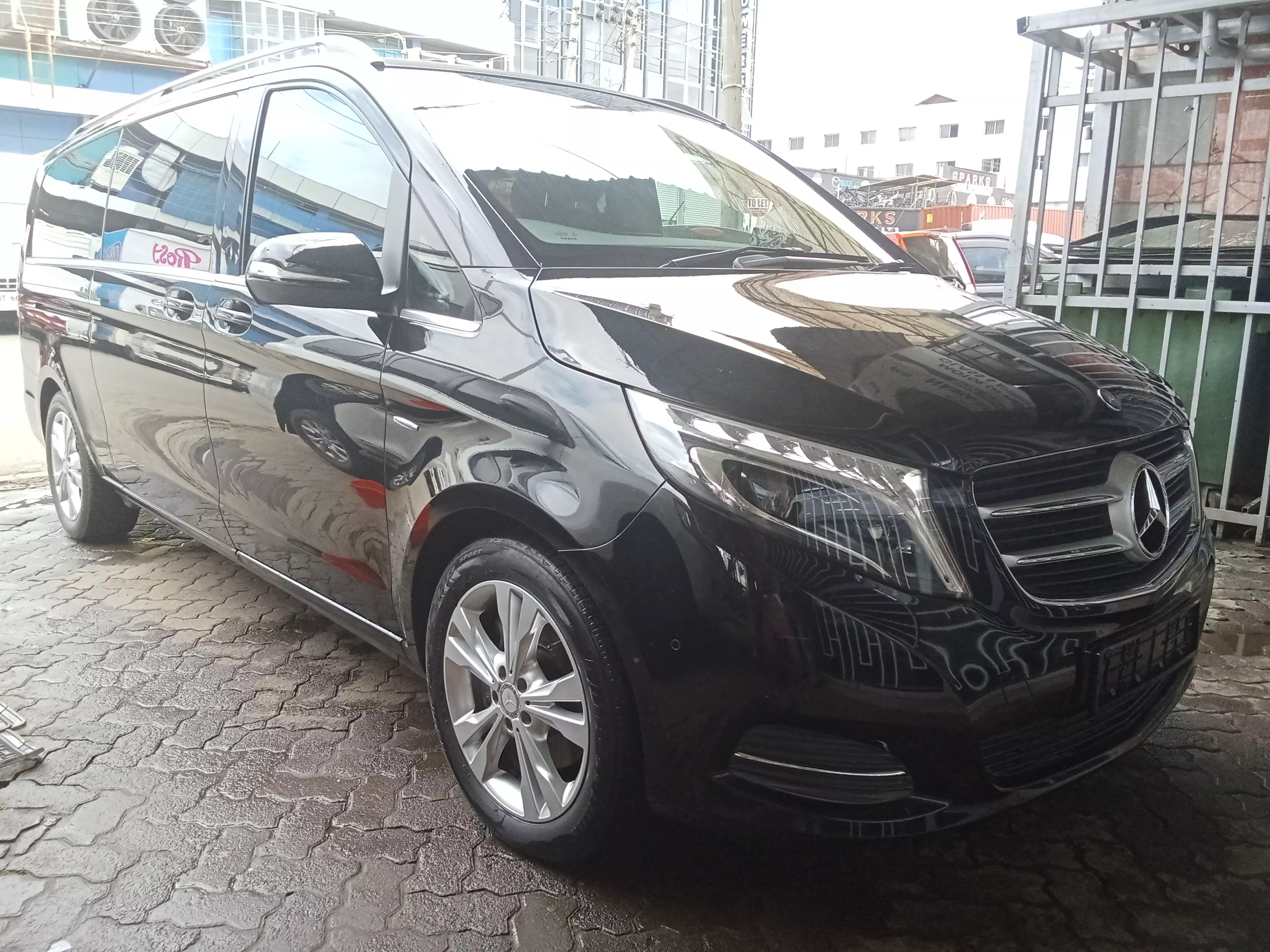 Mercedes-Benz Vito   - 2015