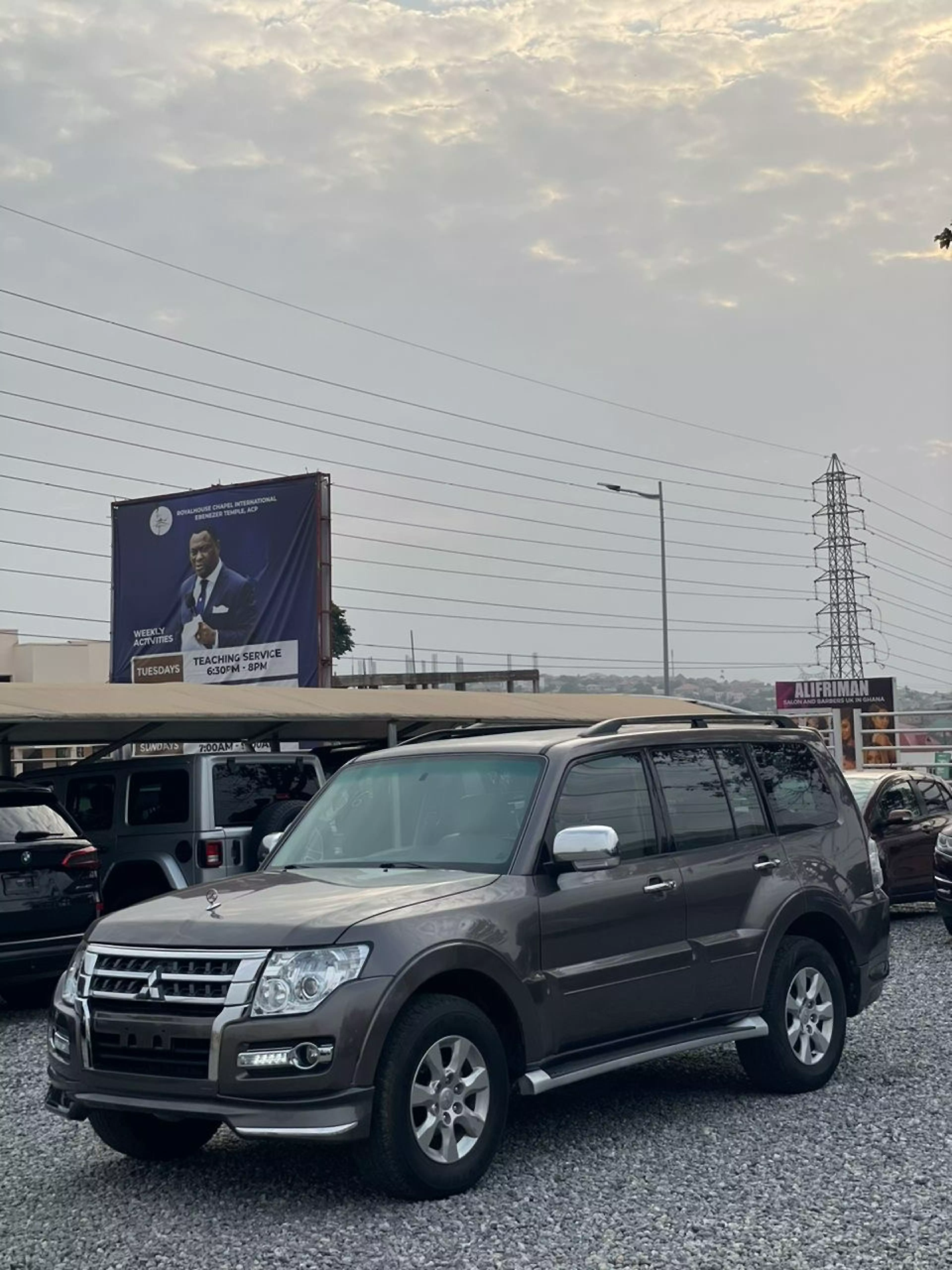 Mitsubishi Pajero GLS   - 2016