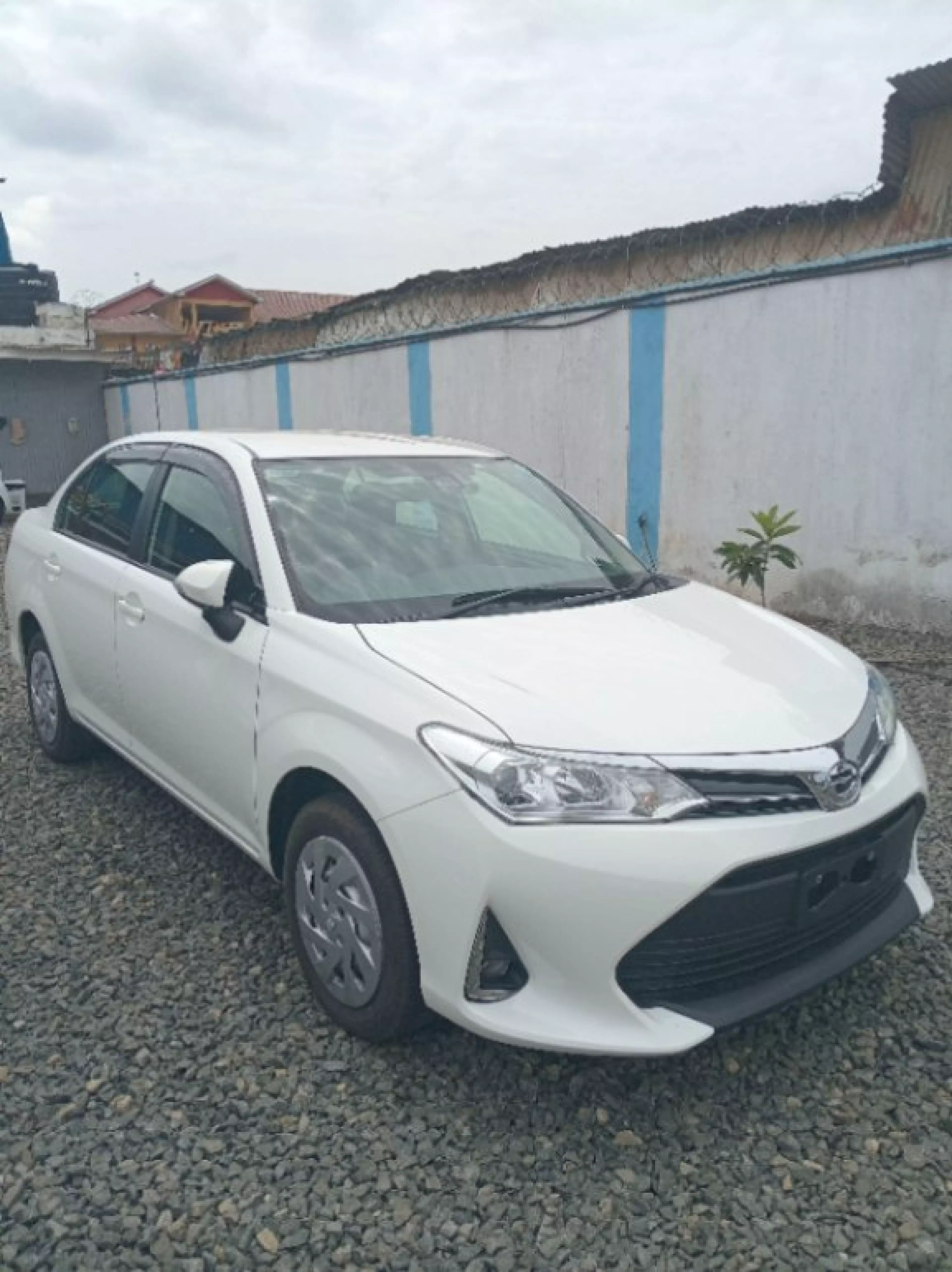 Toyota Axio  - 2018
