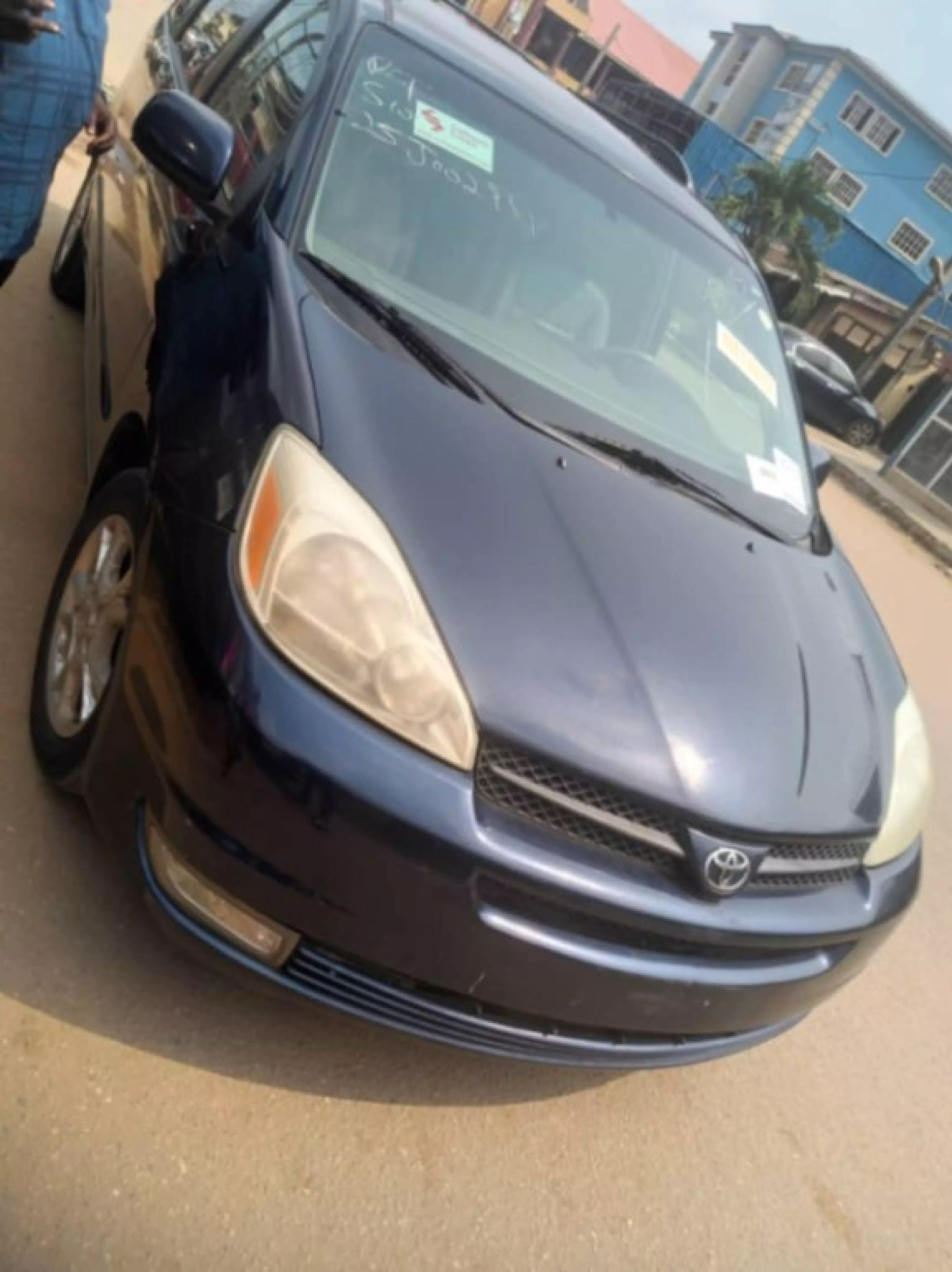 Toyota Sienna - 2005