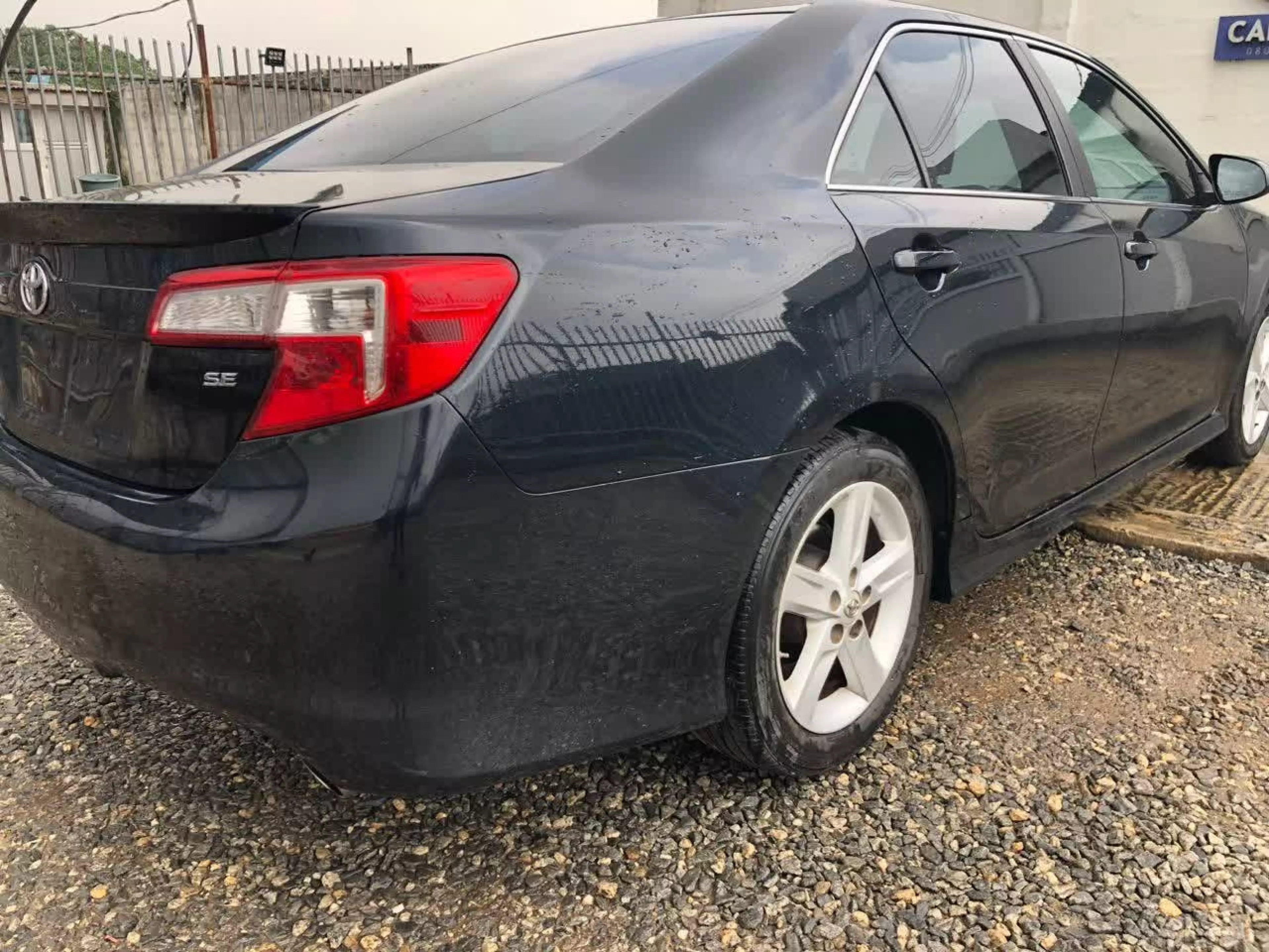 Toyota Camry   - 2013