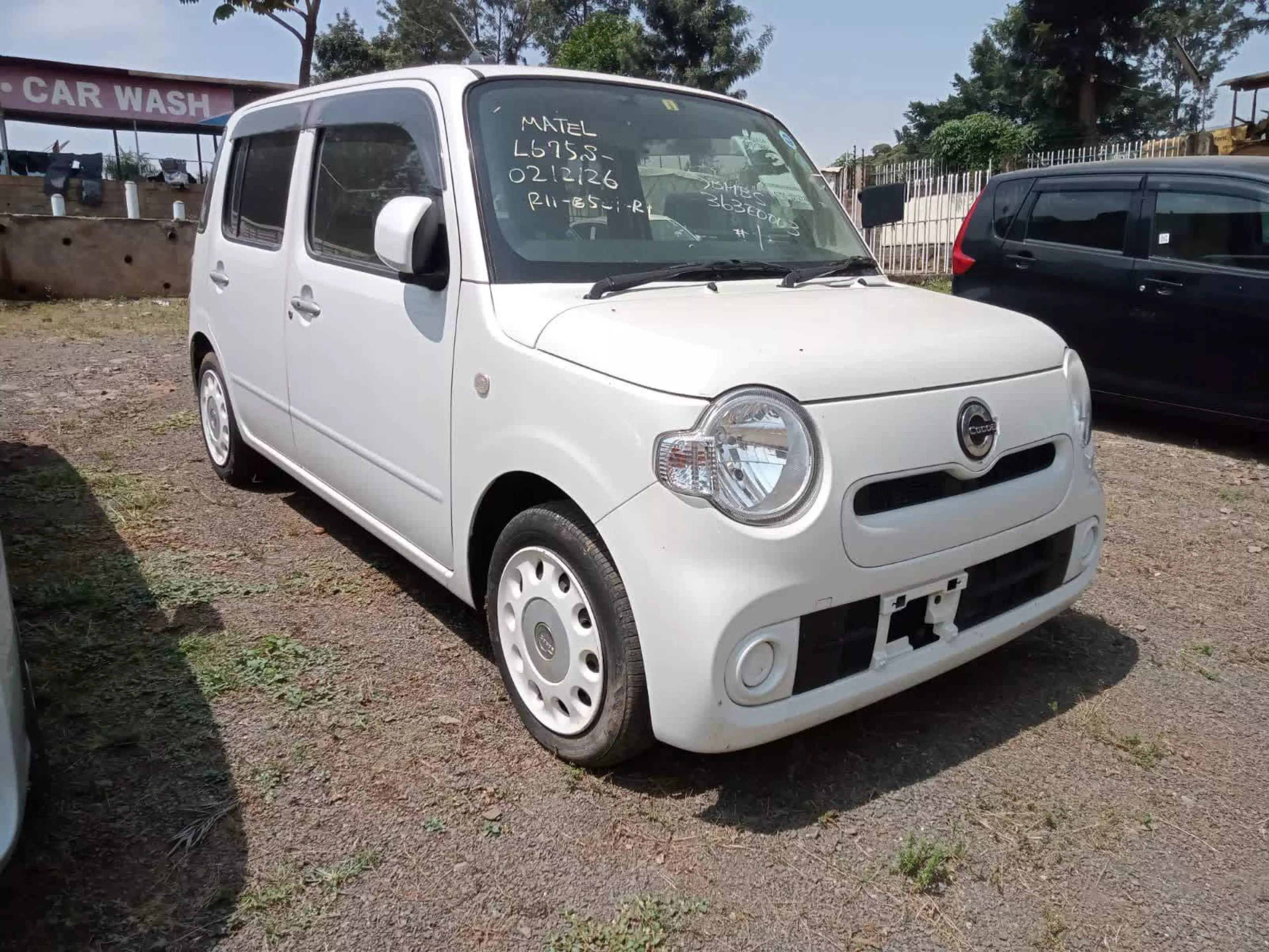 Daihatsu Mira  - 2016