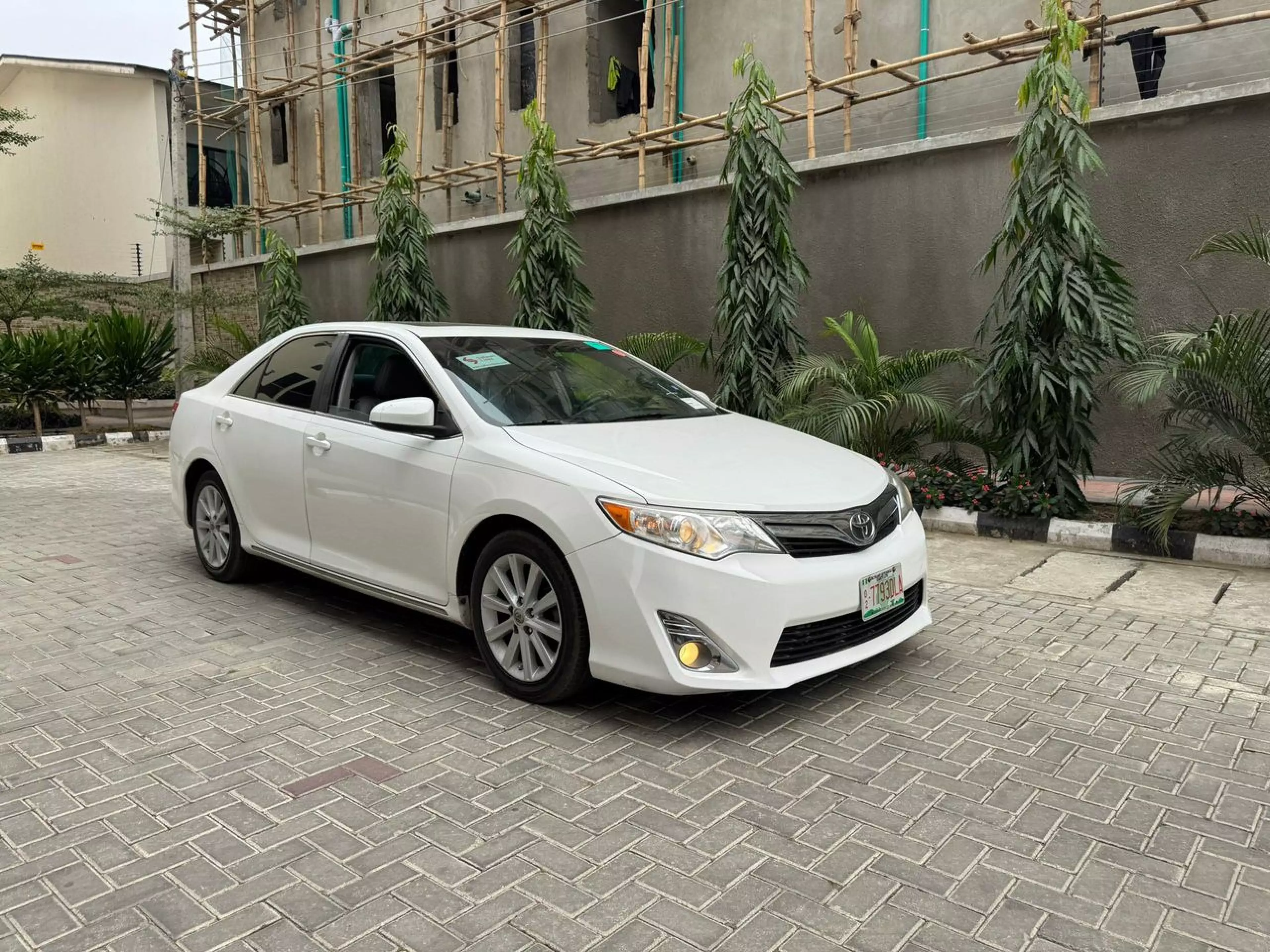 Toyota Camry - 2014
