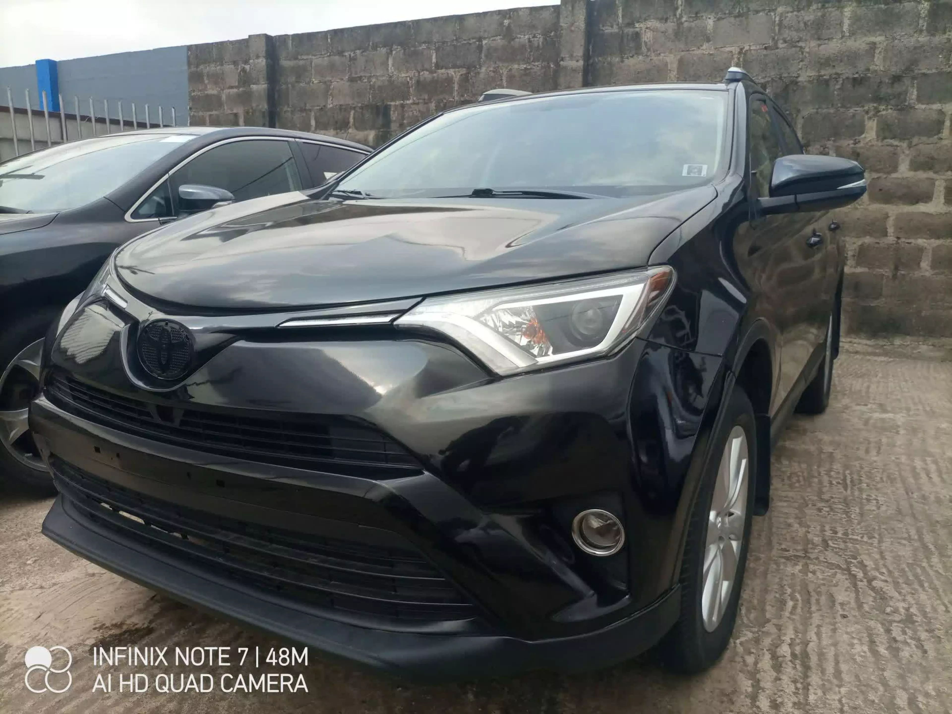 Toyota RAV 4 - 2016