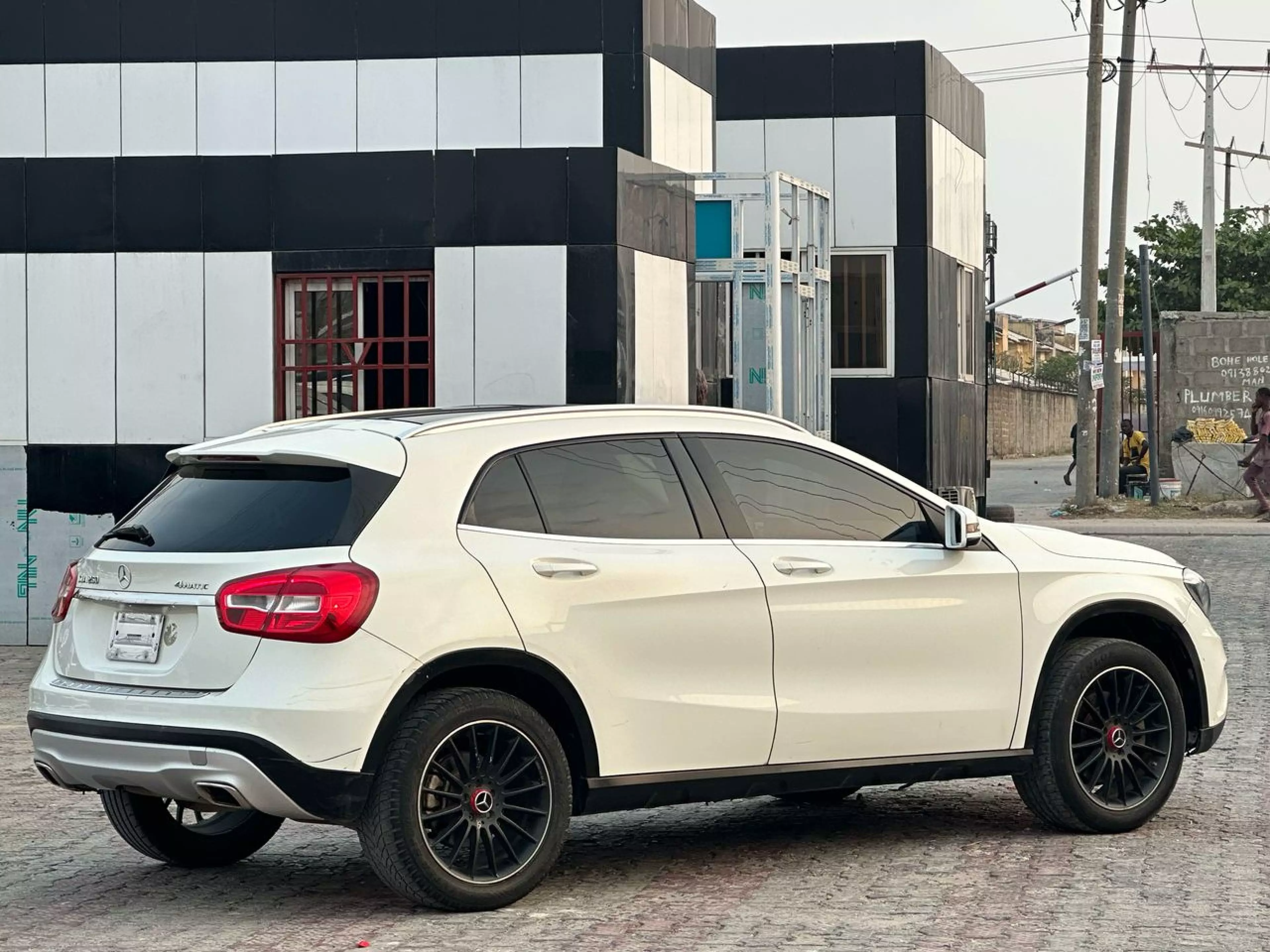Mercedes-Benz CLA 250 - 2015