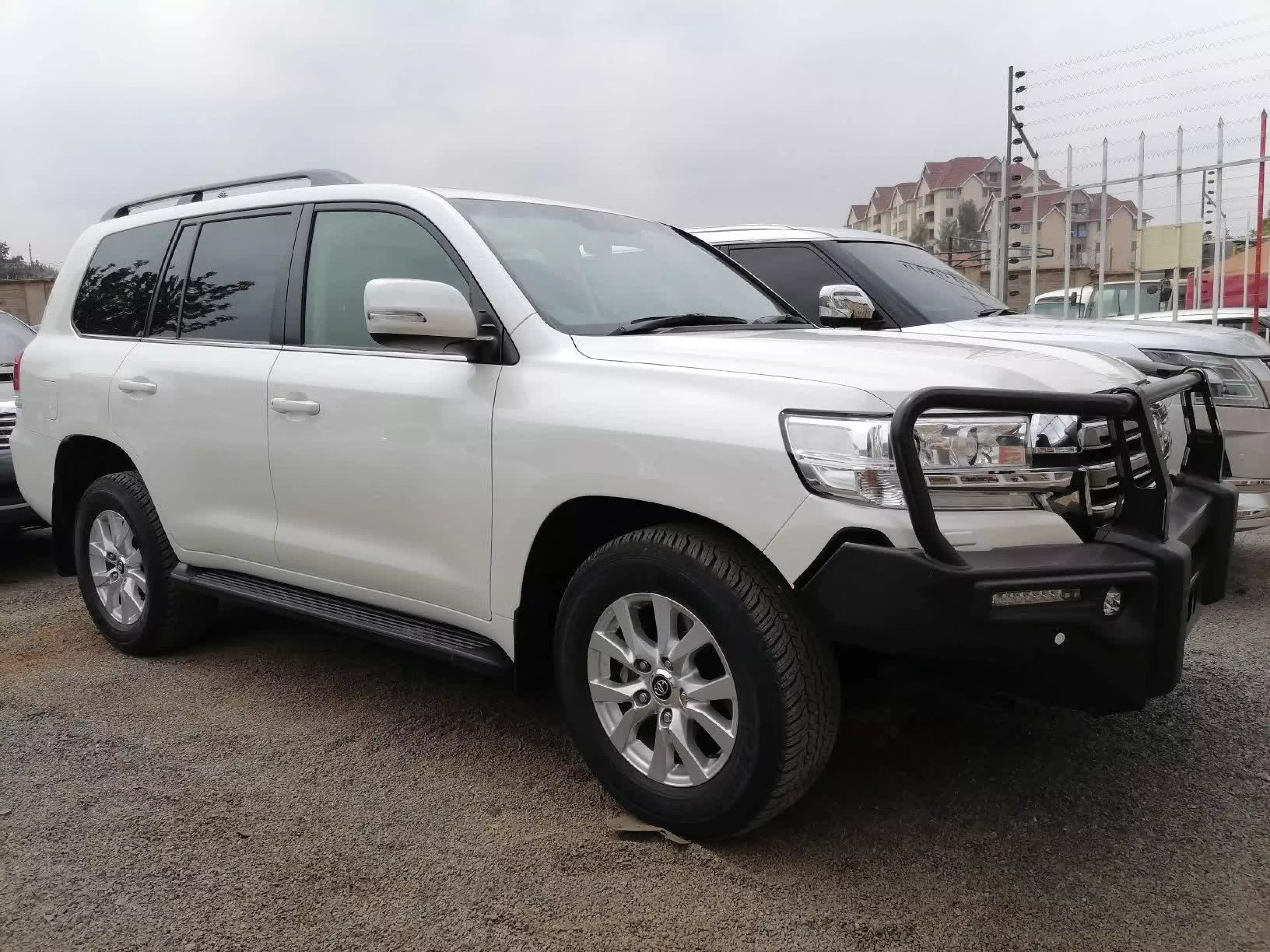 Toyota Landcruiser  V8 - 2015
