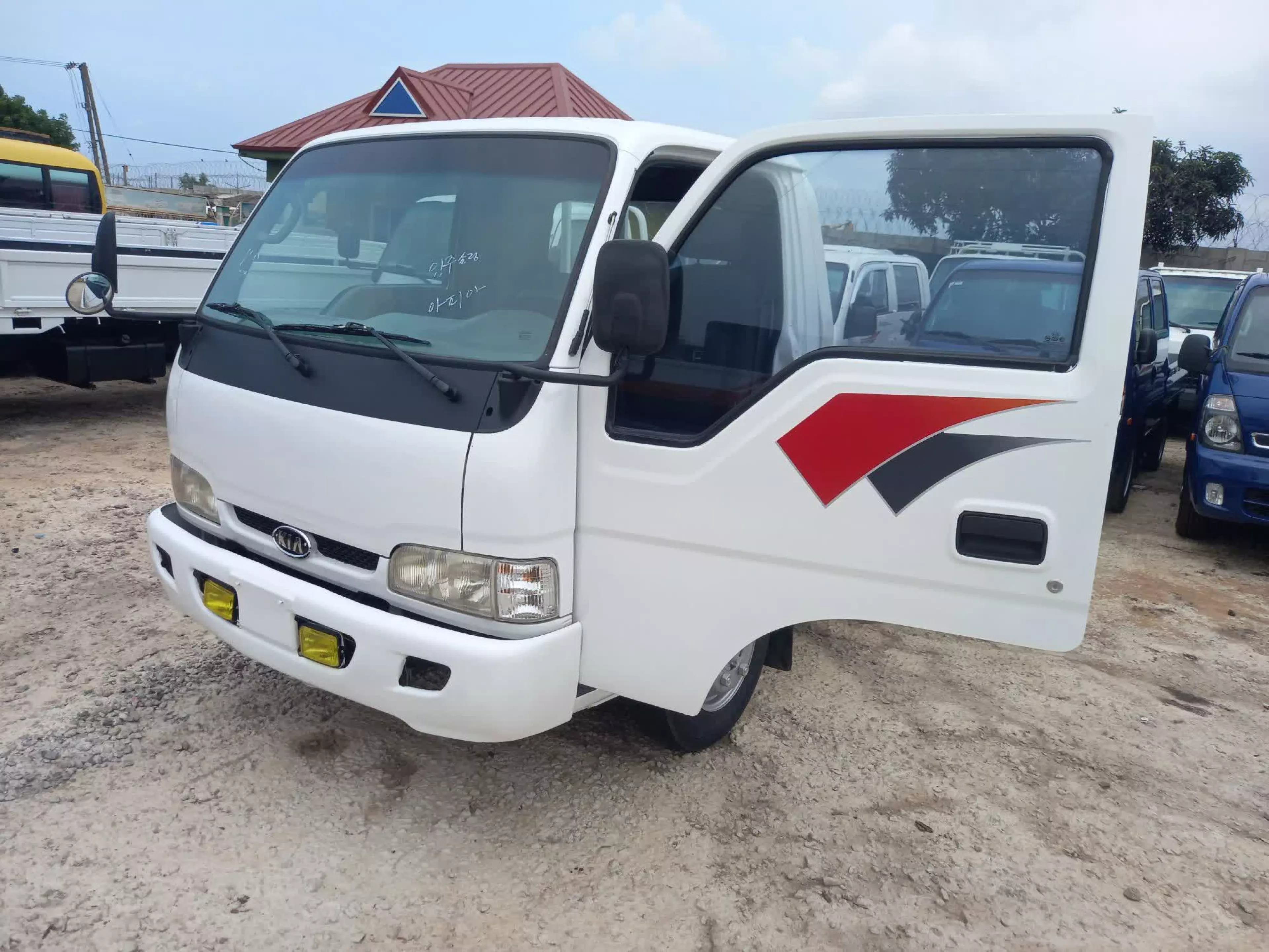 KIA Bongo - 2003