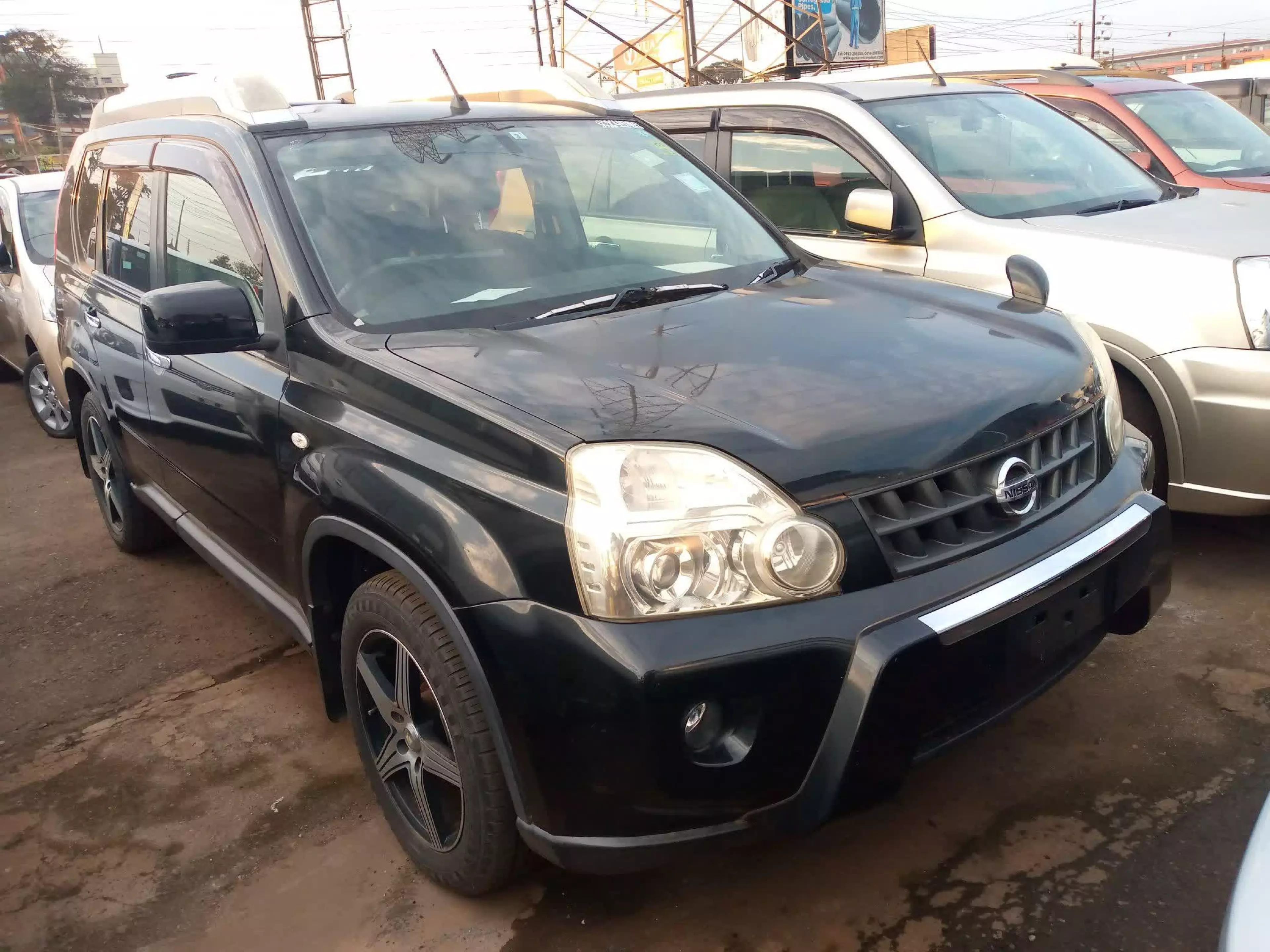 Nissan X-TRAIL - 2009