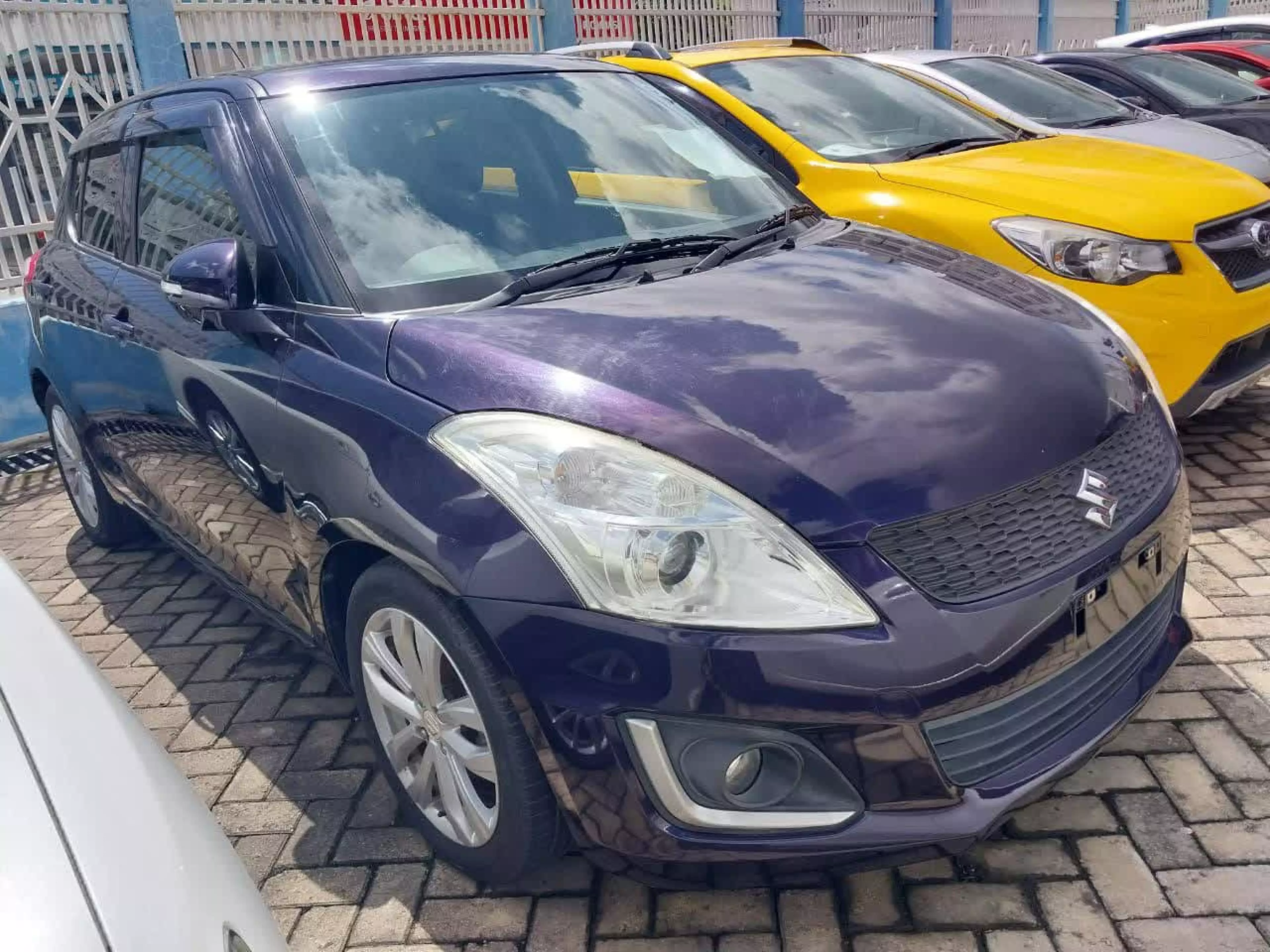 SUZUKI Swift - 2016