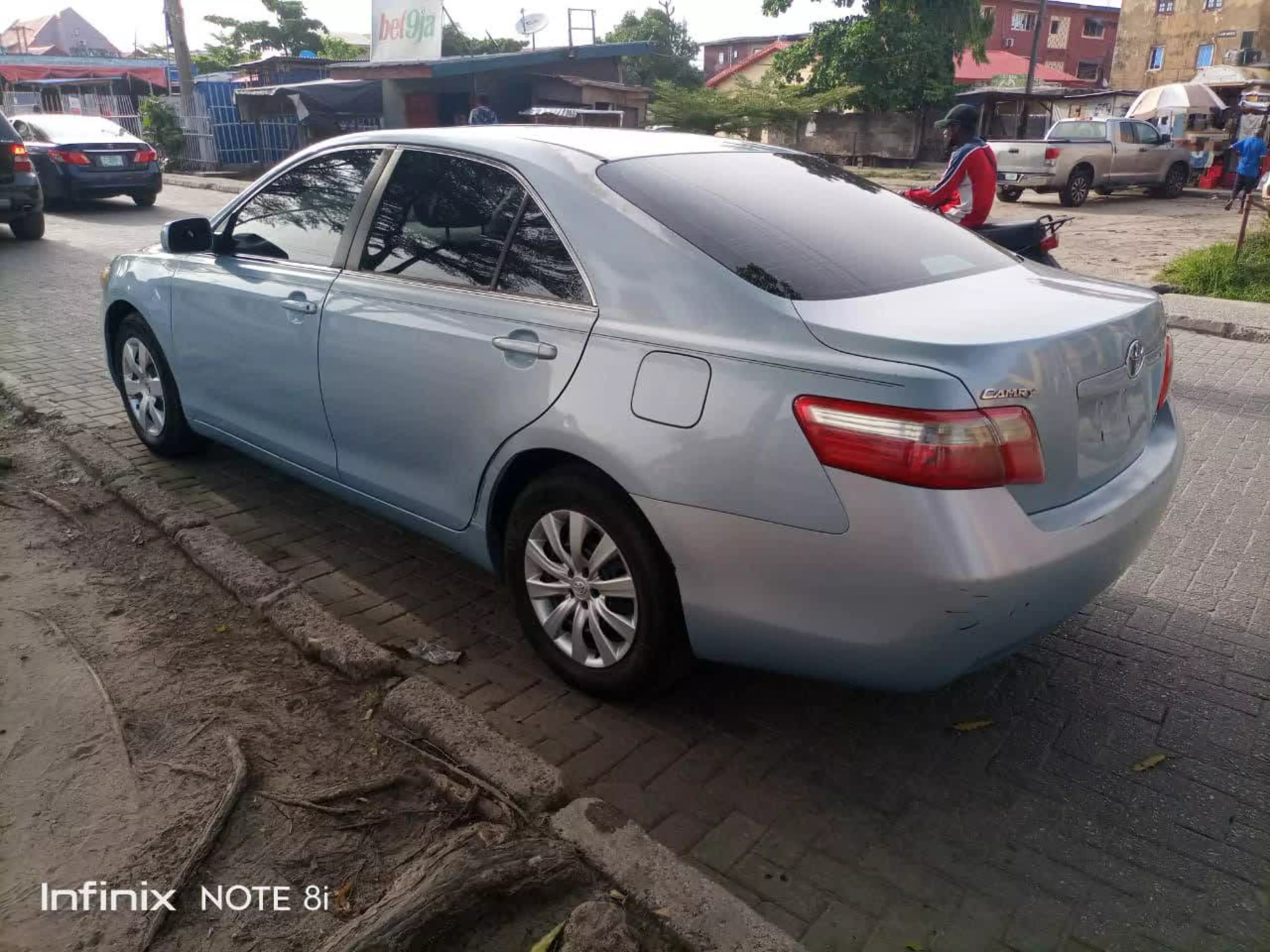 Toyota Camry - 2009