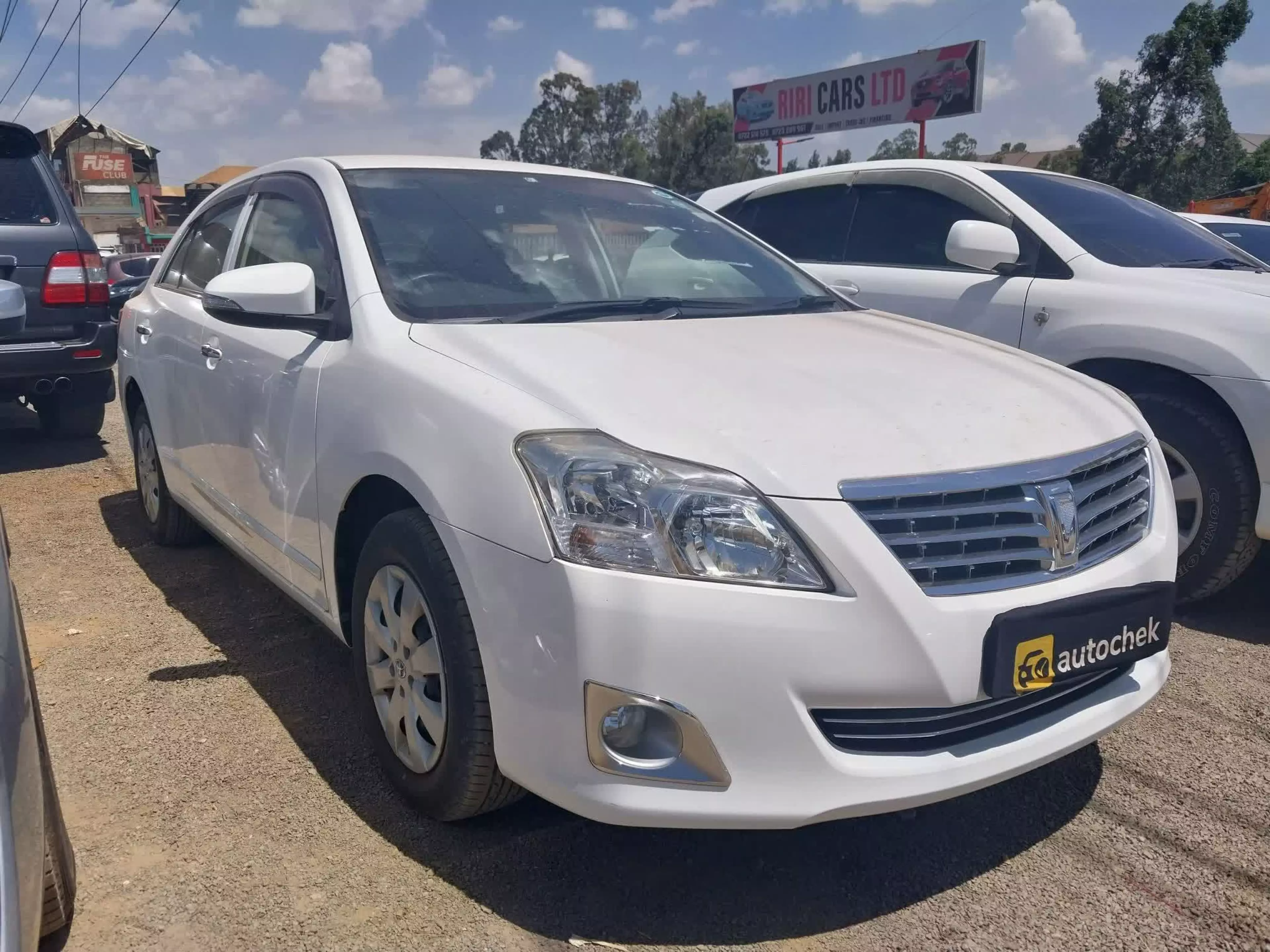 Toyota Premio  - 2016