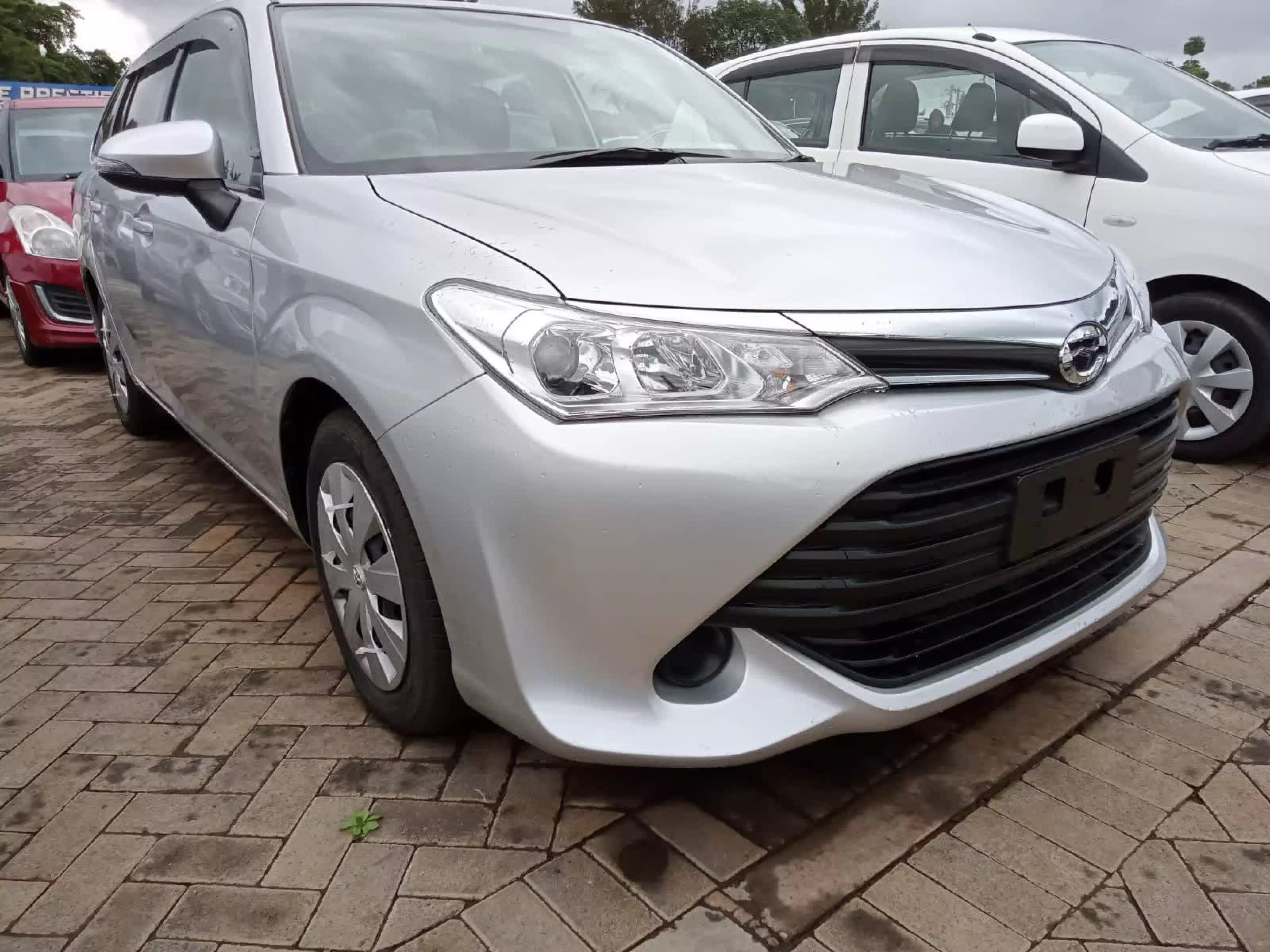 Toyota Fielder  - 2016