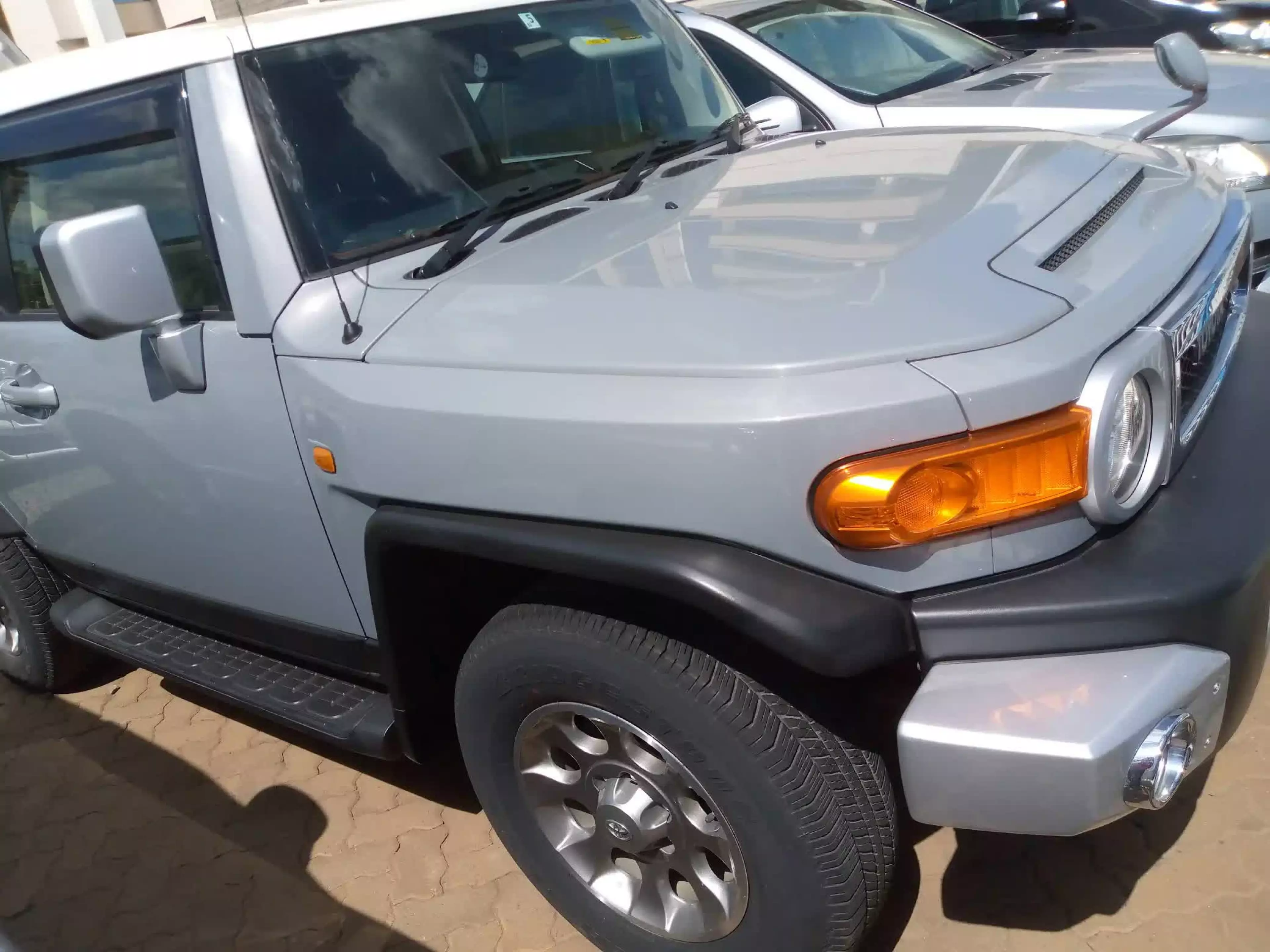 Toyota FJ Cruiser - 2013