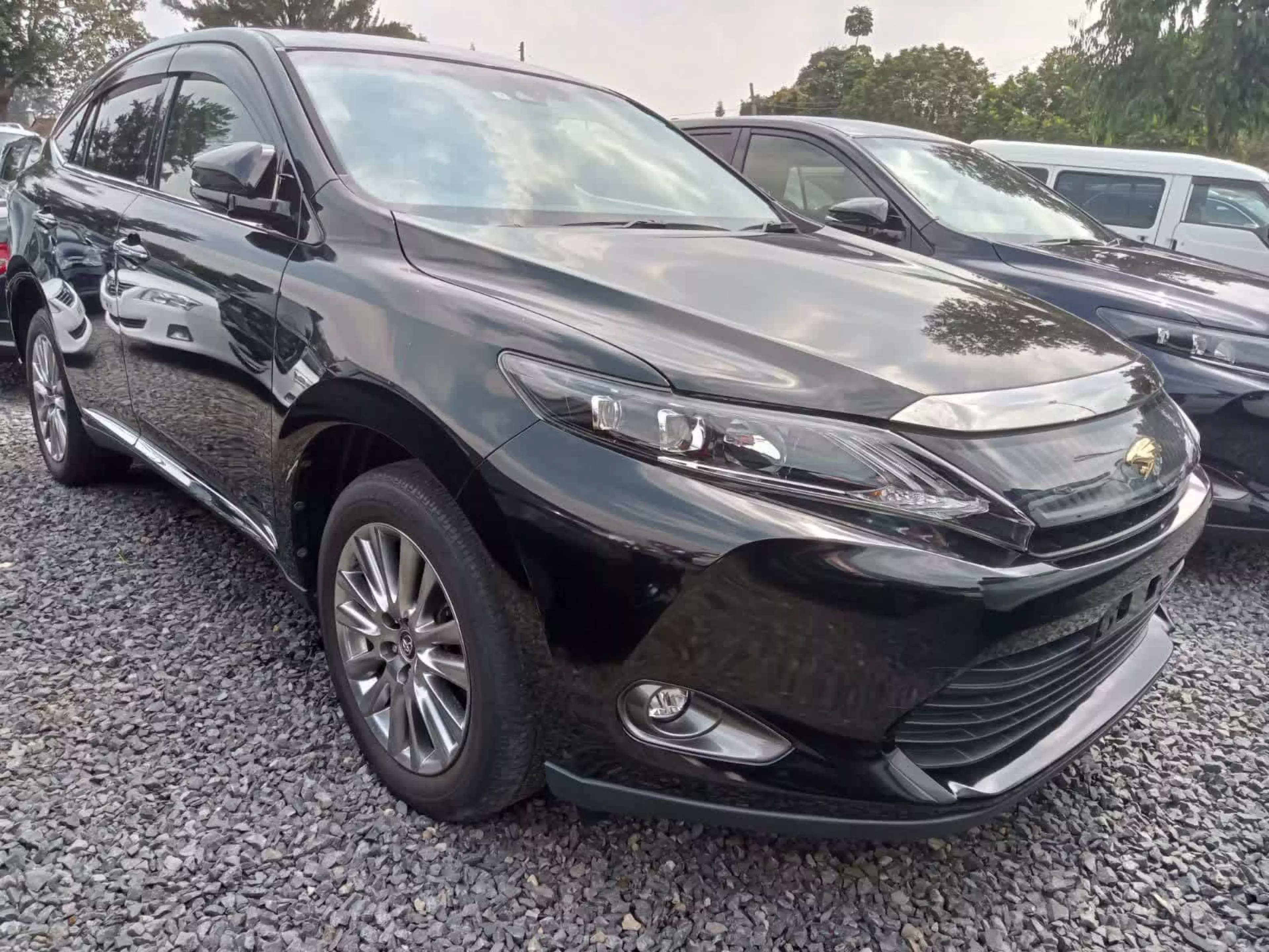 Toyota Harrier - 2017