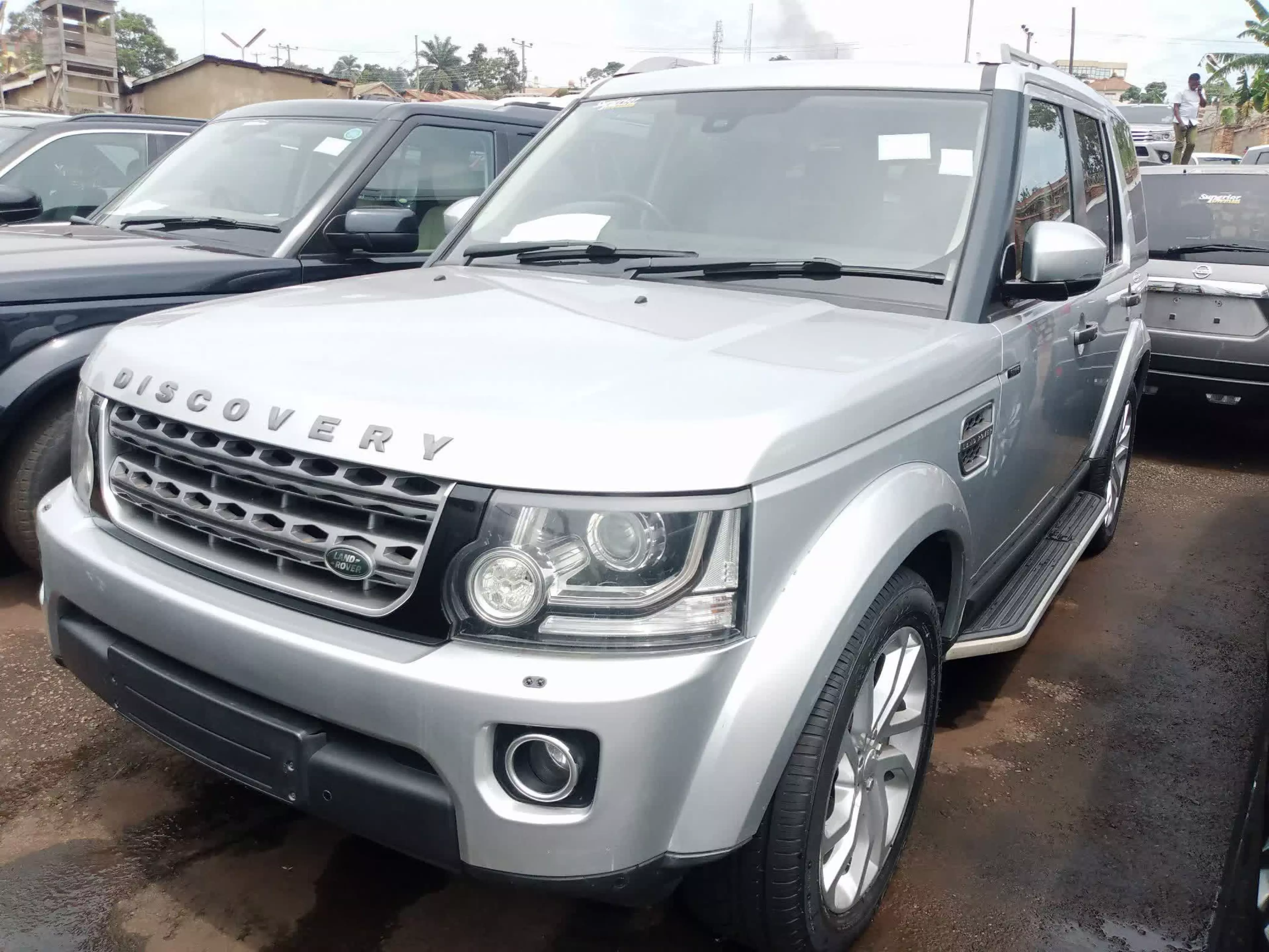 Land Rover Discovery - 2014