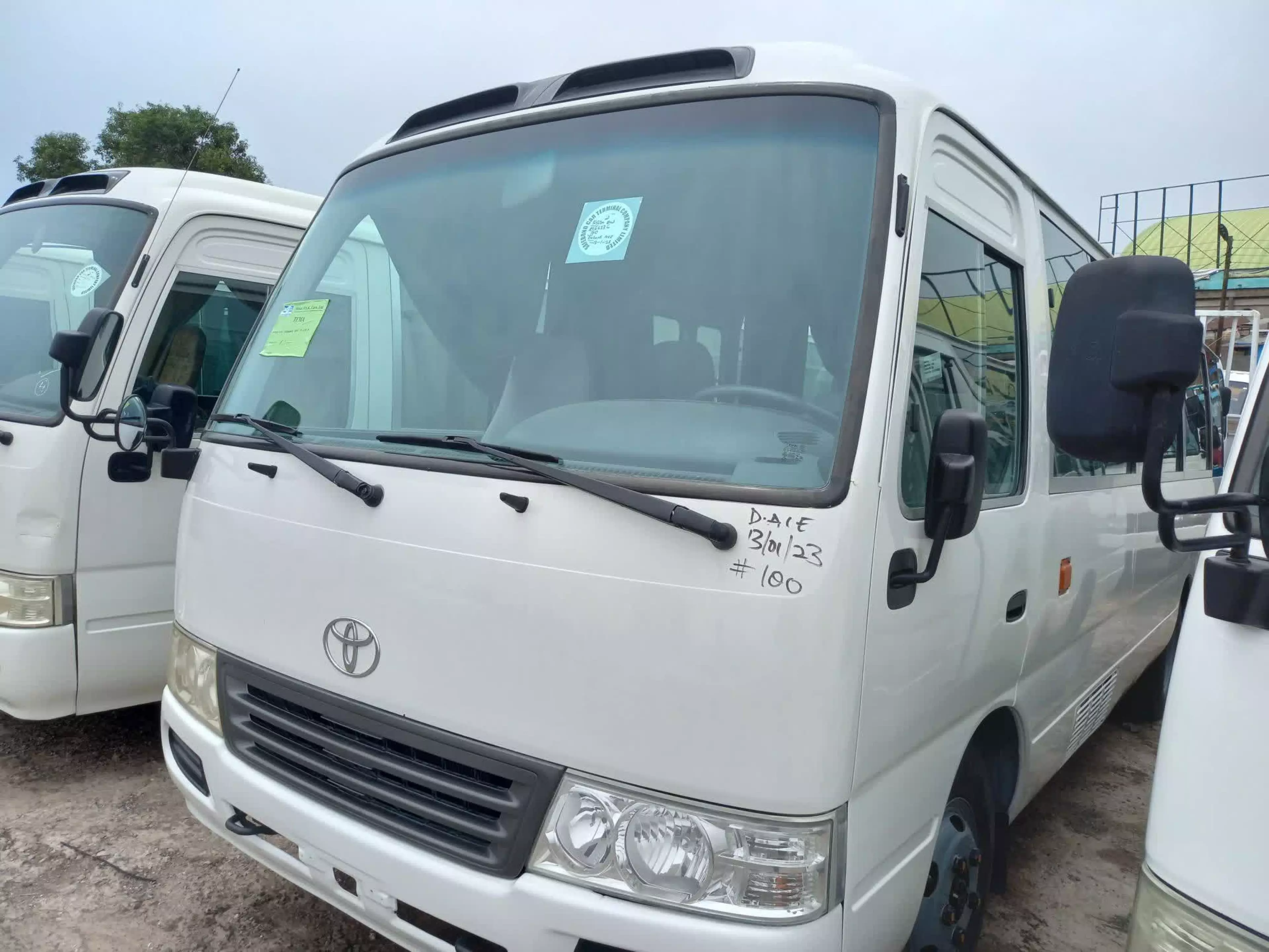 Toyota Coaster - 2010