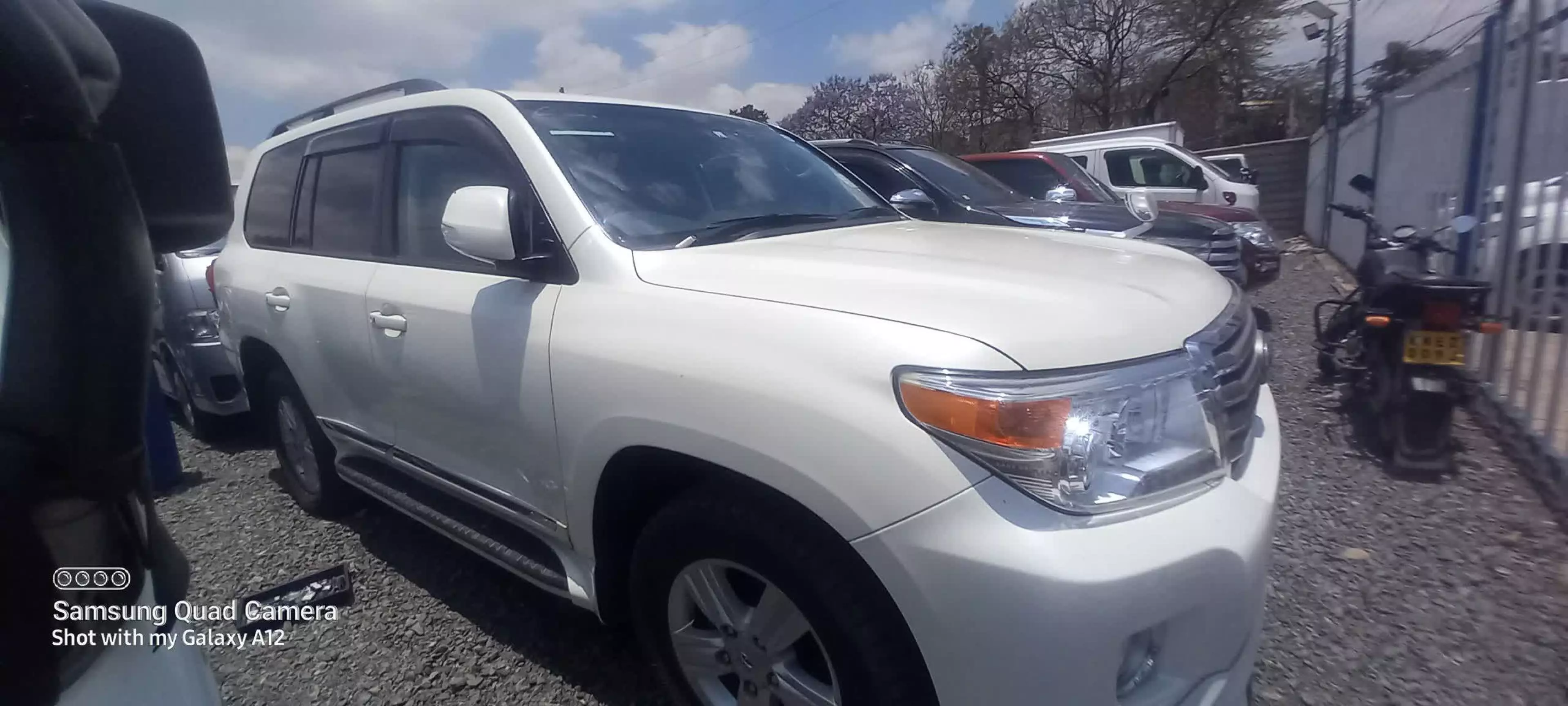 Toyota Landcruiser  V8 - 2015