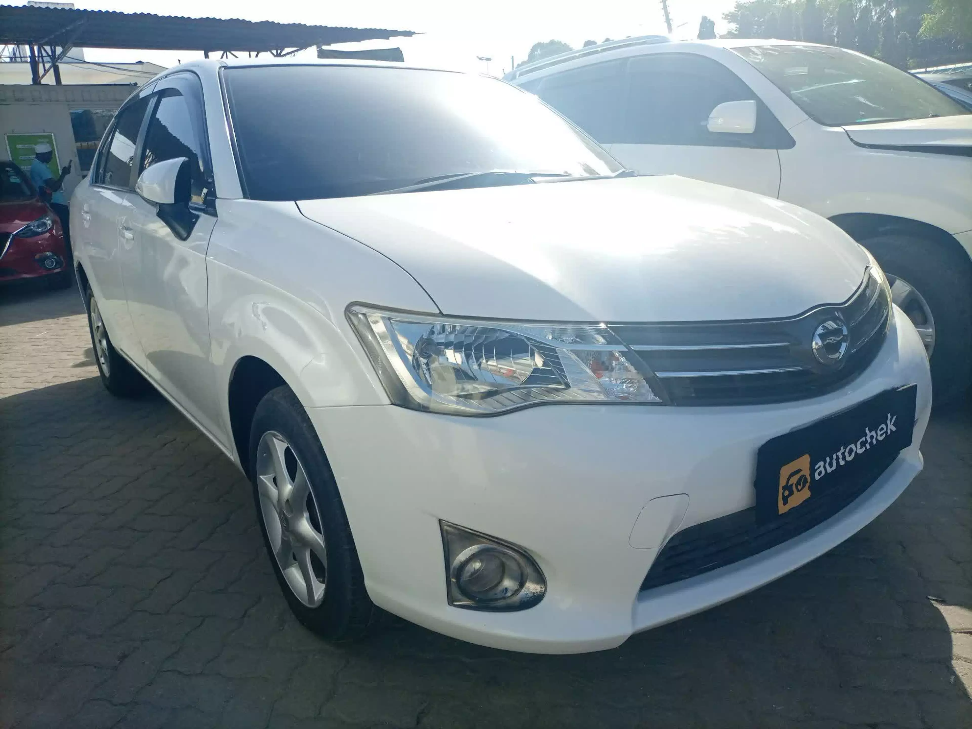 Toyota Axio  - 2013