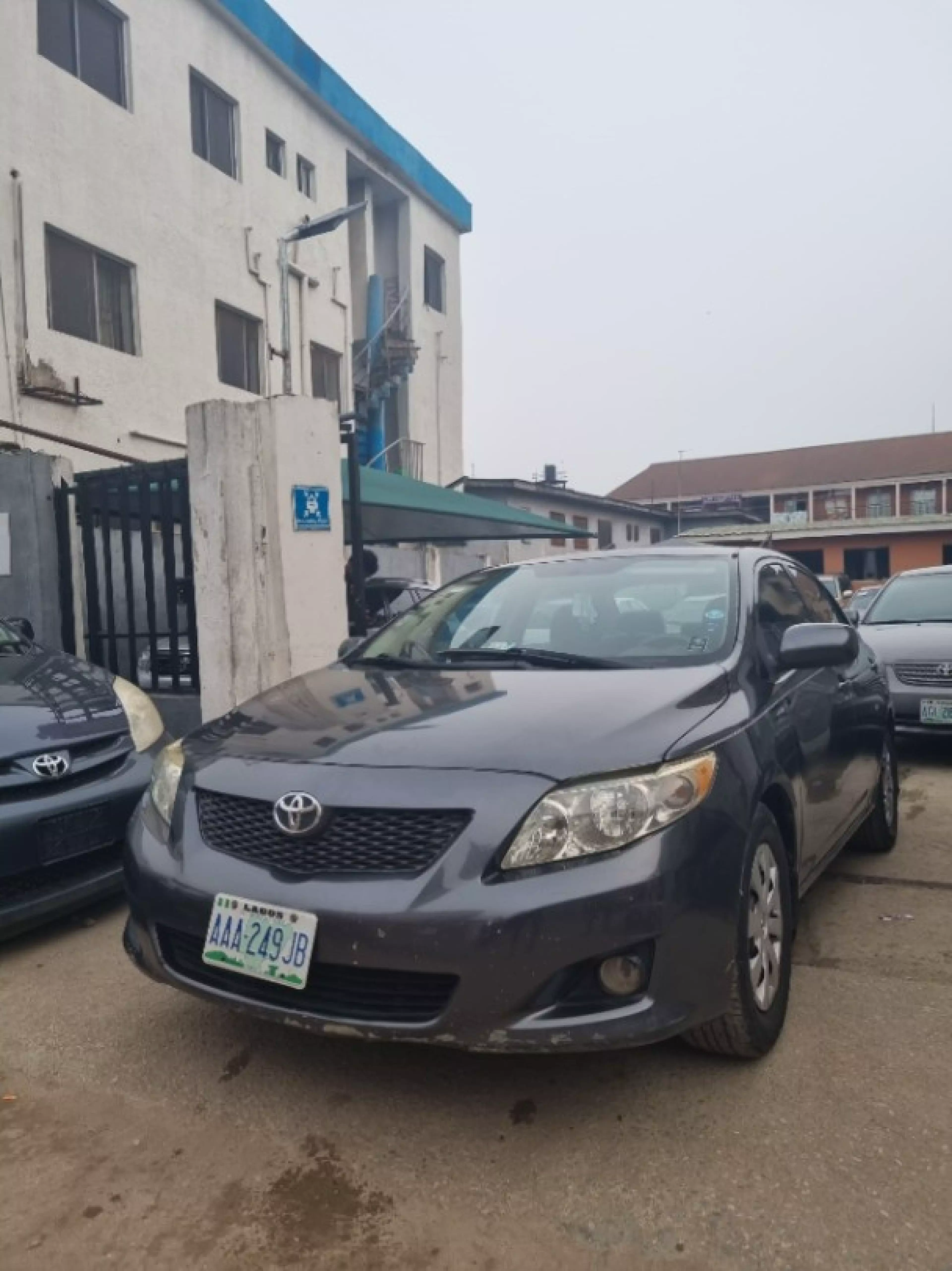 Toyota Corolla - 2010