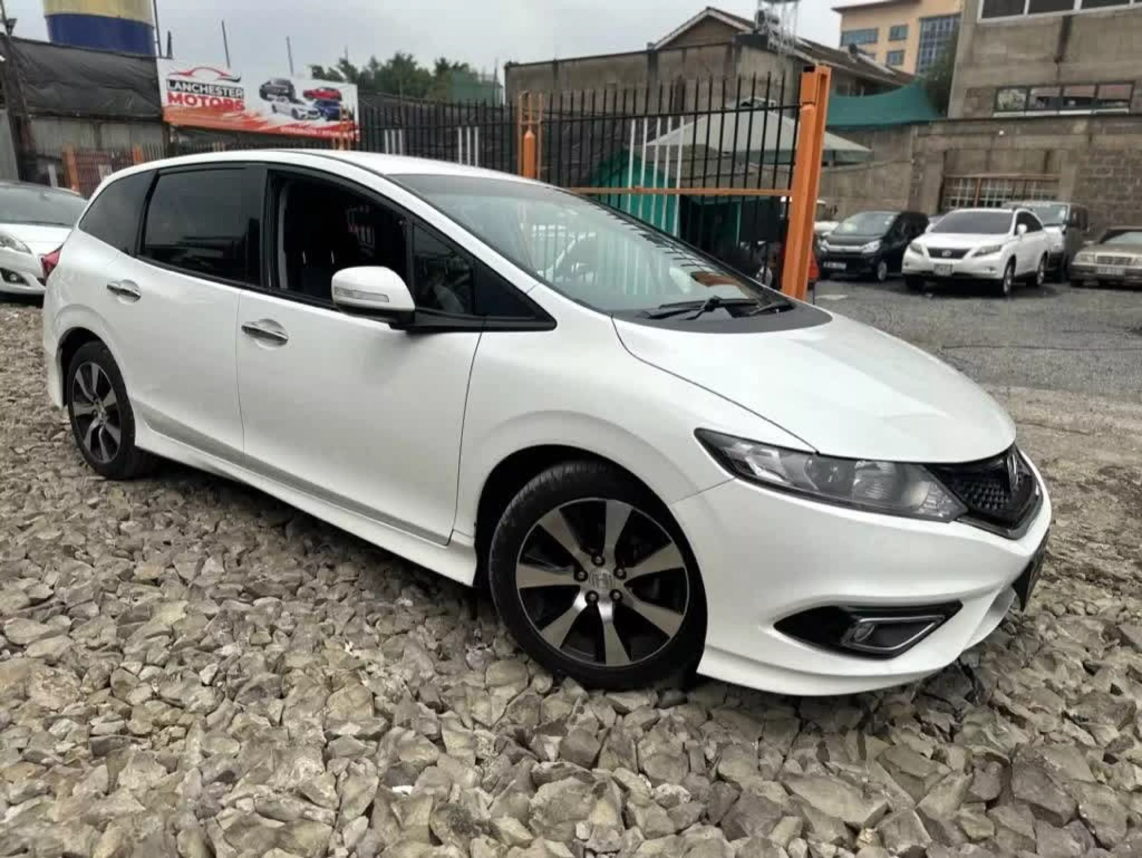 Honda Jade - 2016
