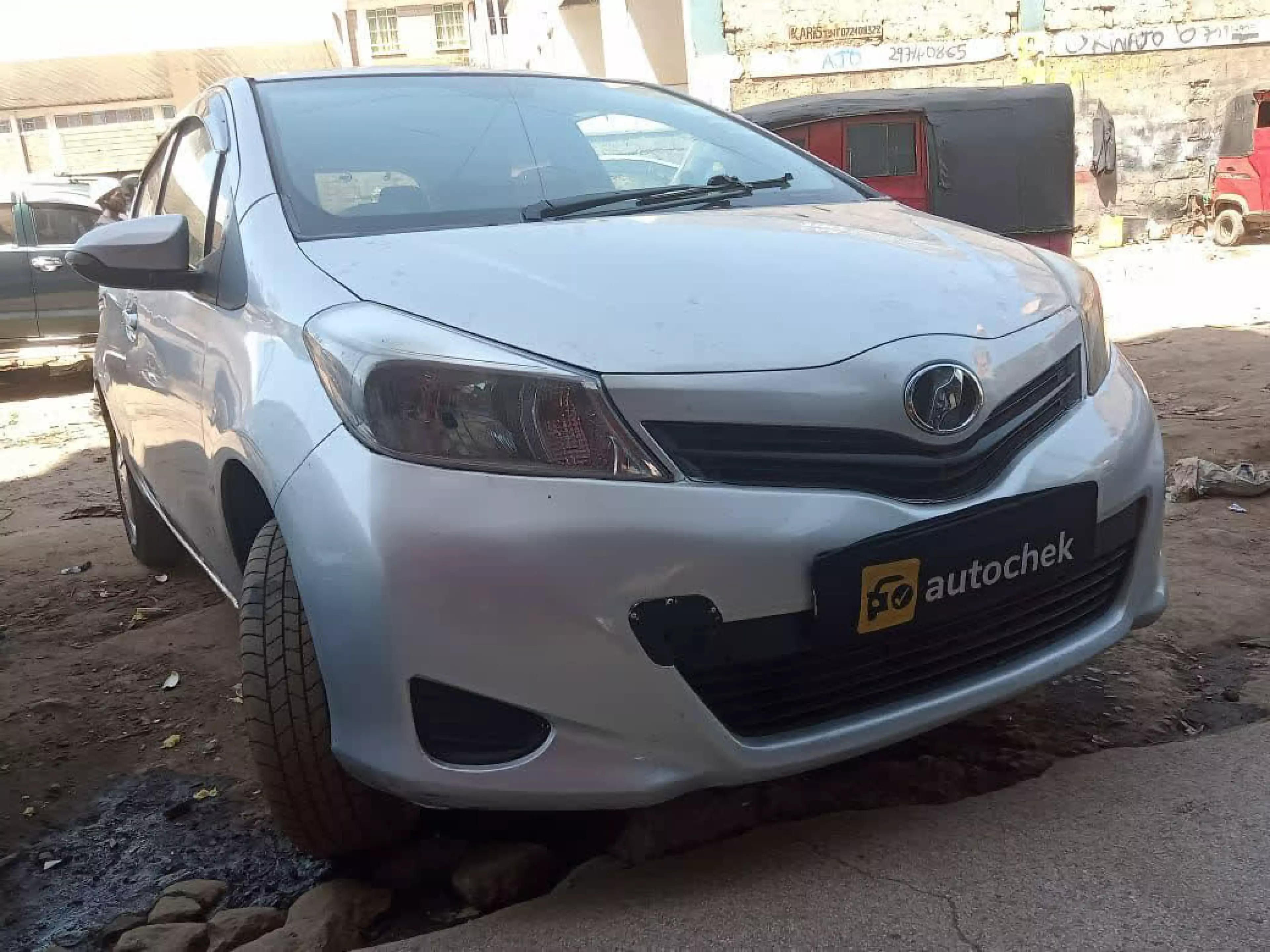 Toyota Vitz - 2011