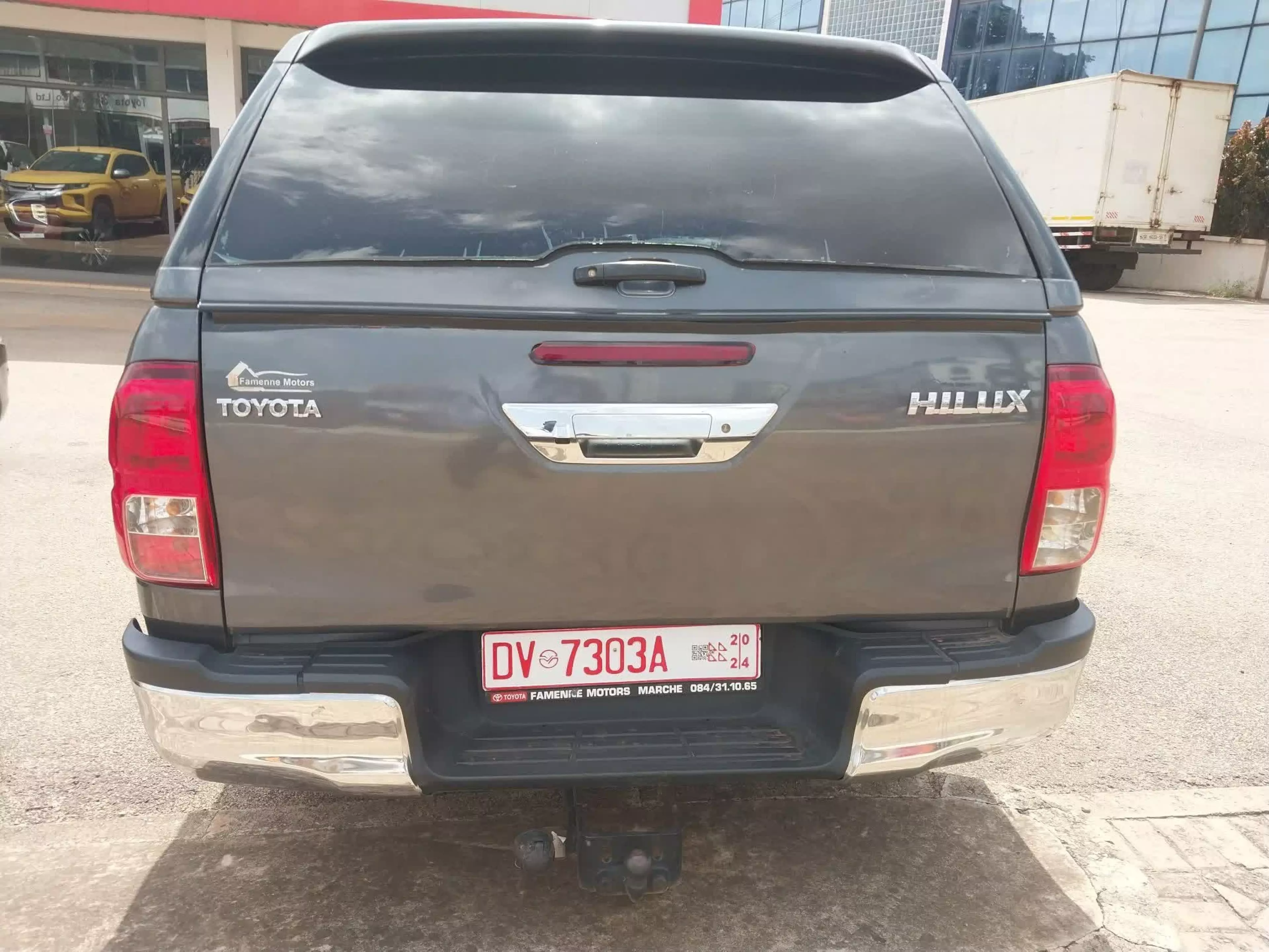 Toyota Hilux Revo    - 2015
