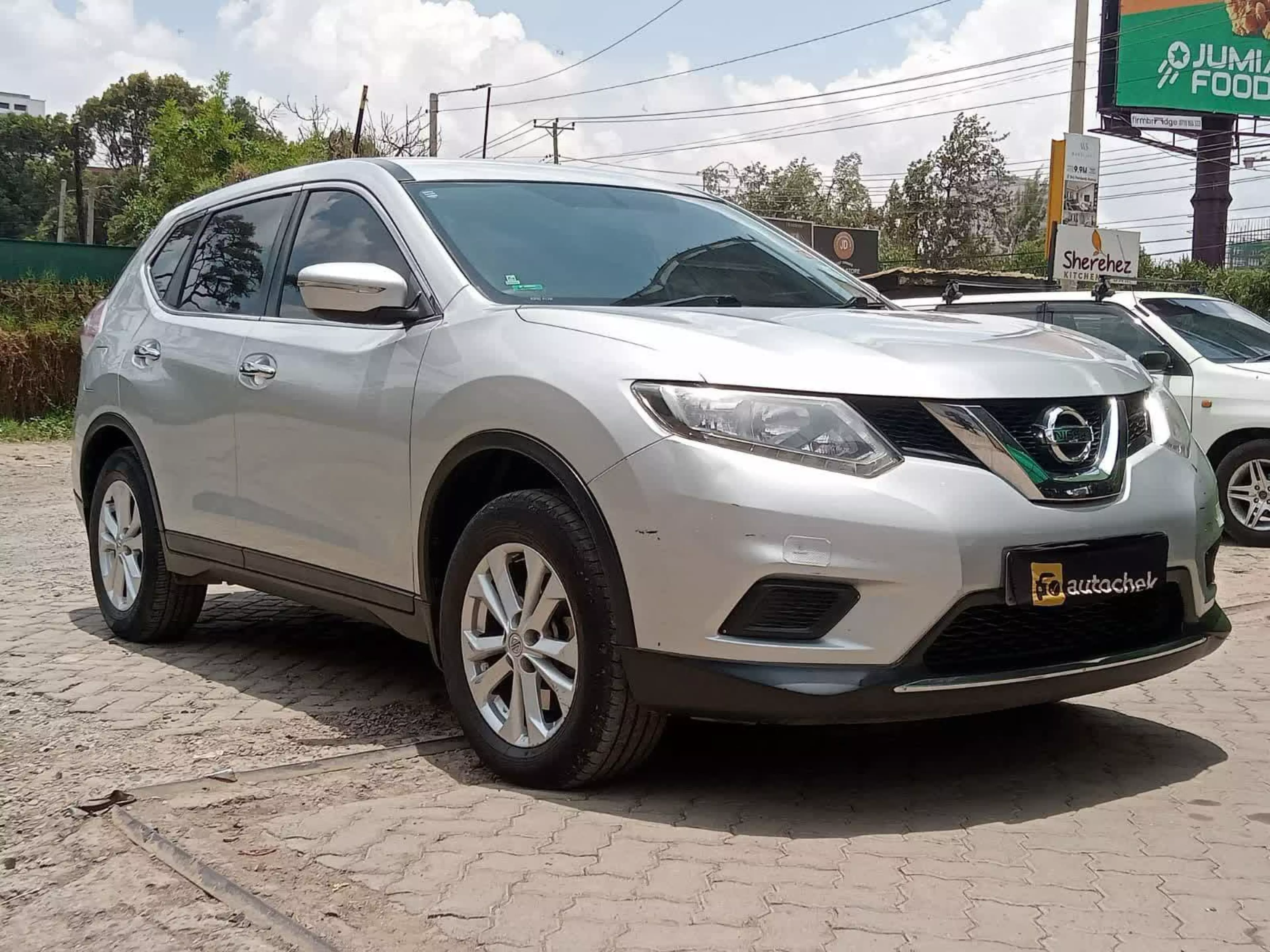 Nissan X-Trail - 2014