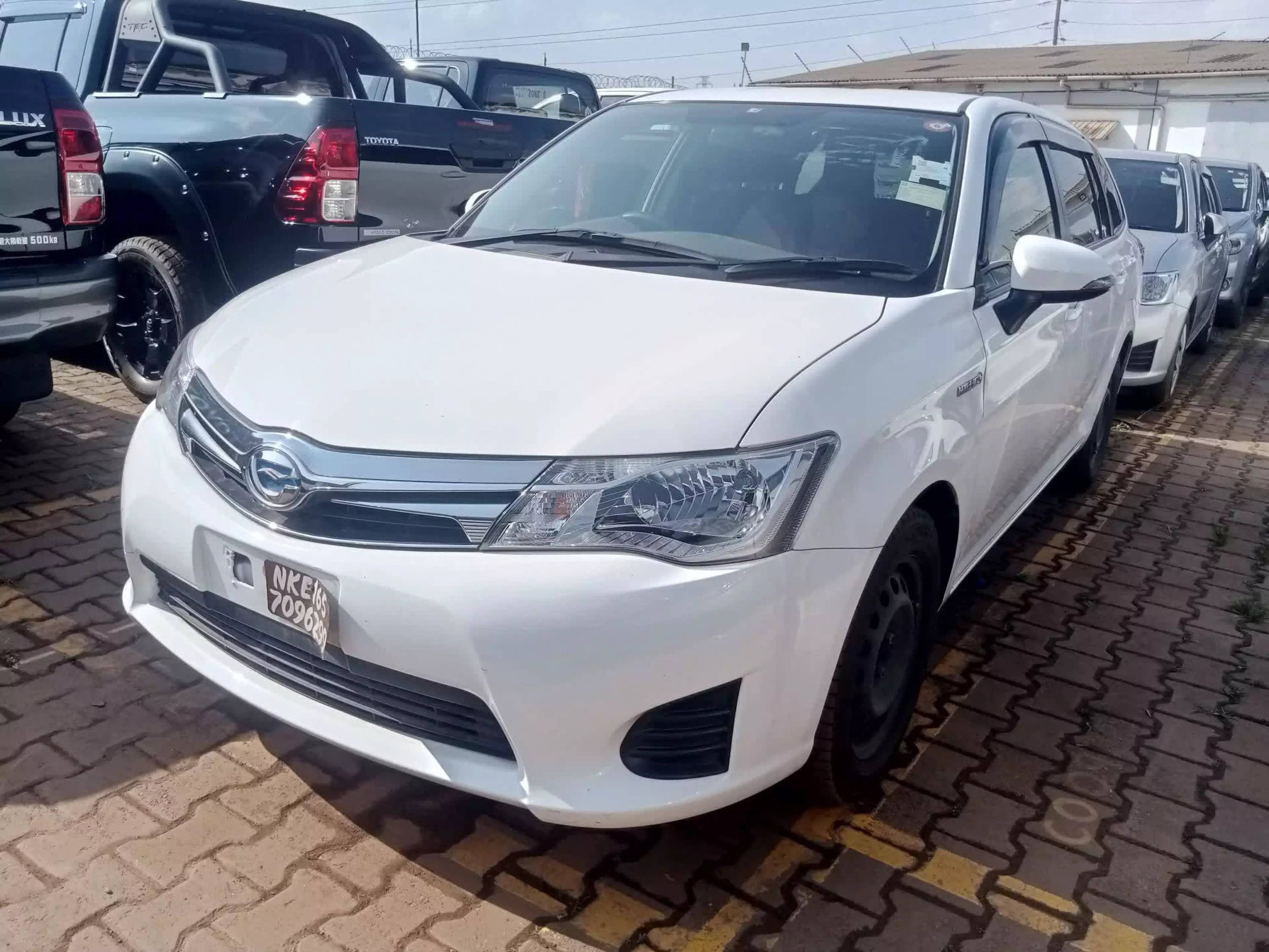 Toyota Fielder hybrid  - 2015
