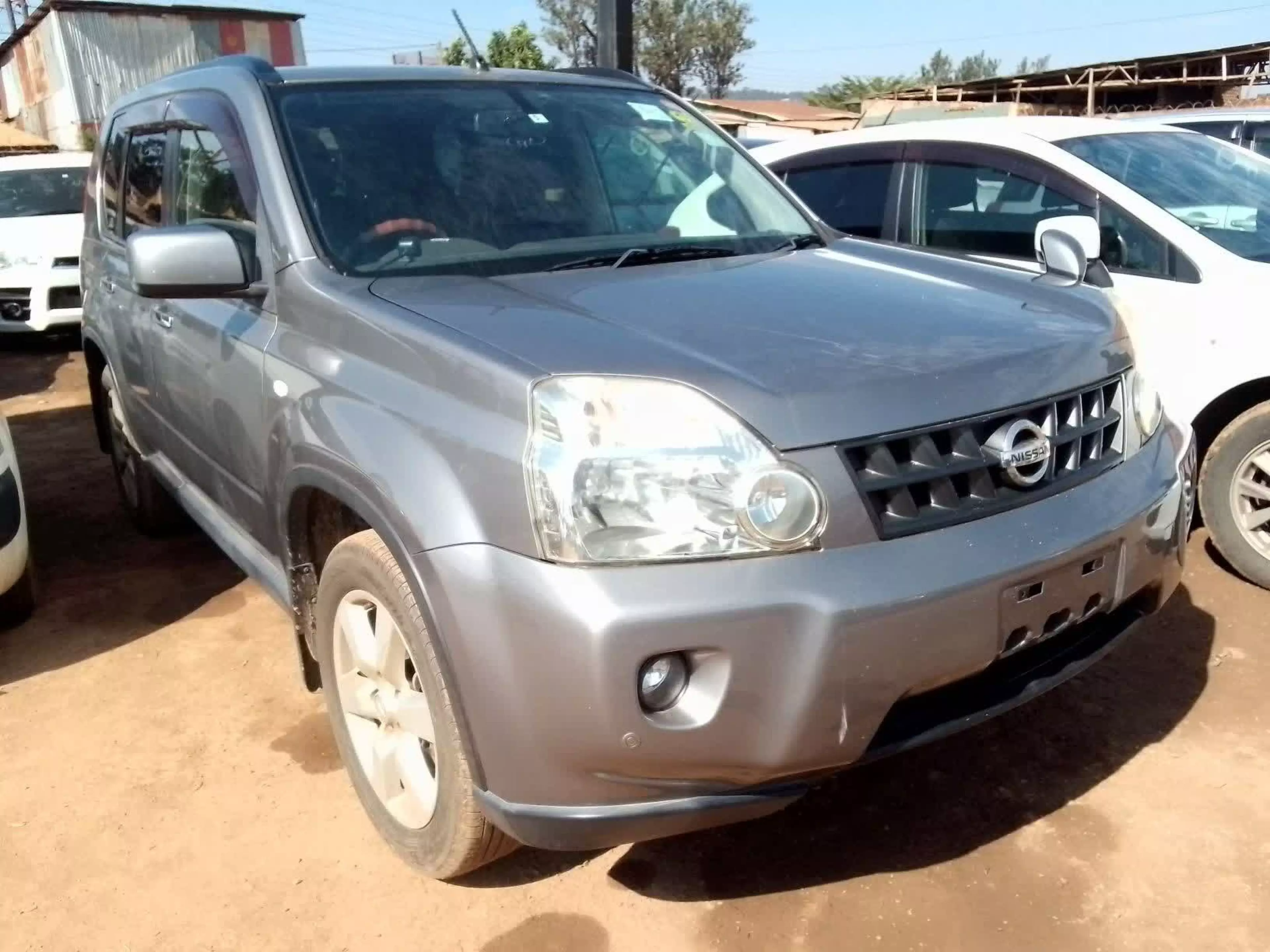 Nissan X- trail - 2010